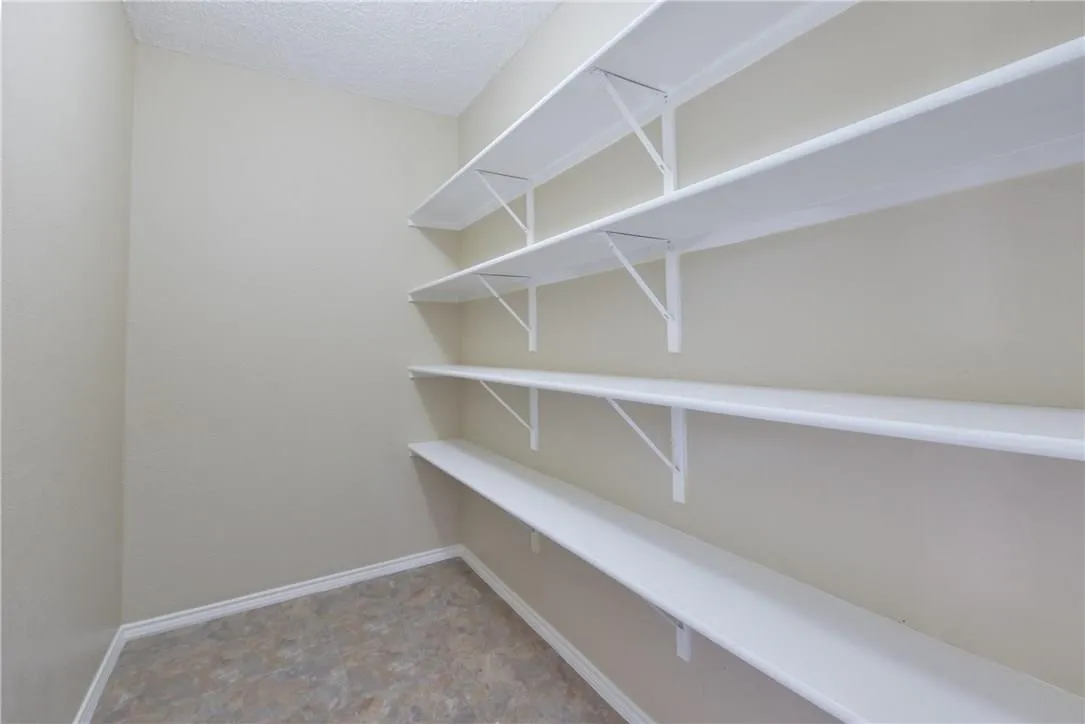 Single Family Residence For Sale in Tarrant County , 4054 Gray Fox Drive, Fort Worth, Texas 76123, 3 Bedroom, 2 Bathroom, 2 Garage spaces, 1,868 Sqft, built in 2002, mls#21360538, Real Estate Agent in Fort Worth, Homes For Sale in Tarrant county, Homes For Sale in Fort Worth, Realtor in Fort Worth Texas, Real Estate Brokerage Independent Realty Texas, Luminita Cordes Realtor