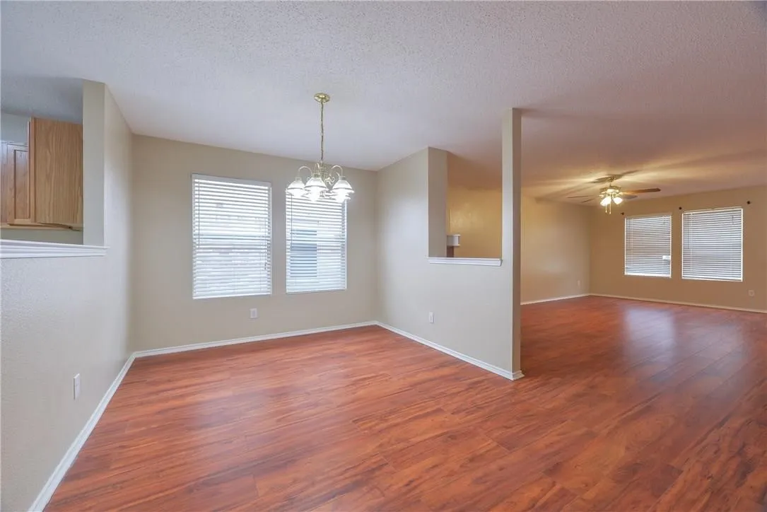 Single Family Residence For Sale in Tarrant County , 4054 Gray Fox Drive, Fort Worth, Texas 76123, 3 Bedroom, 2 Bathroom, 2 Garage spaces, 1,868 Sqft, built in 2002, mls#21360538, Real Estate Agent in Fort Worth, Homes For Sale in Tarrant county, Homes For Sale in Fort Worth, Realtor in Fort Worth Texas, Real Estate Brokerage Independent Realty Texas, Luminita Cordes Realtor