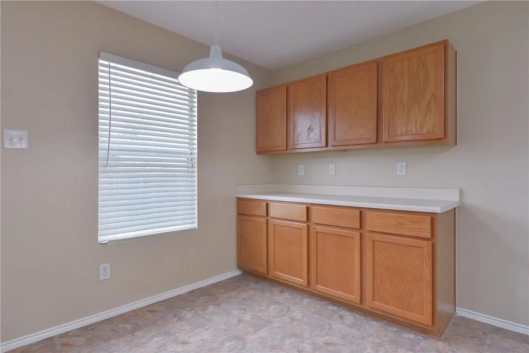Single Family Residence For Sale in Tarrant County , 4054 Gray Fox Drive, Fort Worth, Texas 76123, 3 Bedroom, 2 Bathroom, 2 Garage spaces, 1,868 Sqft, built in 2002, mls#21360538, Real Estate Agent in Fort Worth, Homes For Sale in Tarrant county, Homes For Sale in Fort Worth, Realtor in Fort Worth Texas, Real Estate Brokerage Independent Realty Texas, Luminita Cordes Realtor