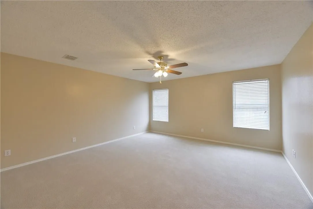 Single Family Residence For Sale in Tarrant County , 4054 Gray Fox Drive, Fort Worth, Texas 76123, 3 Bedroom, 2 Bathroom, 2 Garage spaces, 1,868 Sqft, built in 2002, mls#21360538, Real Estate Agent in Fort Worth, Homes For Sale in Tarrant county, Homes For Sale in Fort Worth, Realtor in Fort Worth Texas, Real Estate Brokerage Independent Realty Texas, Luminita Cordes Realtor