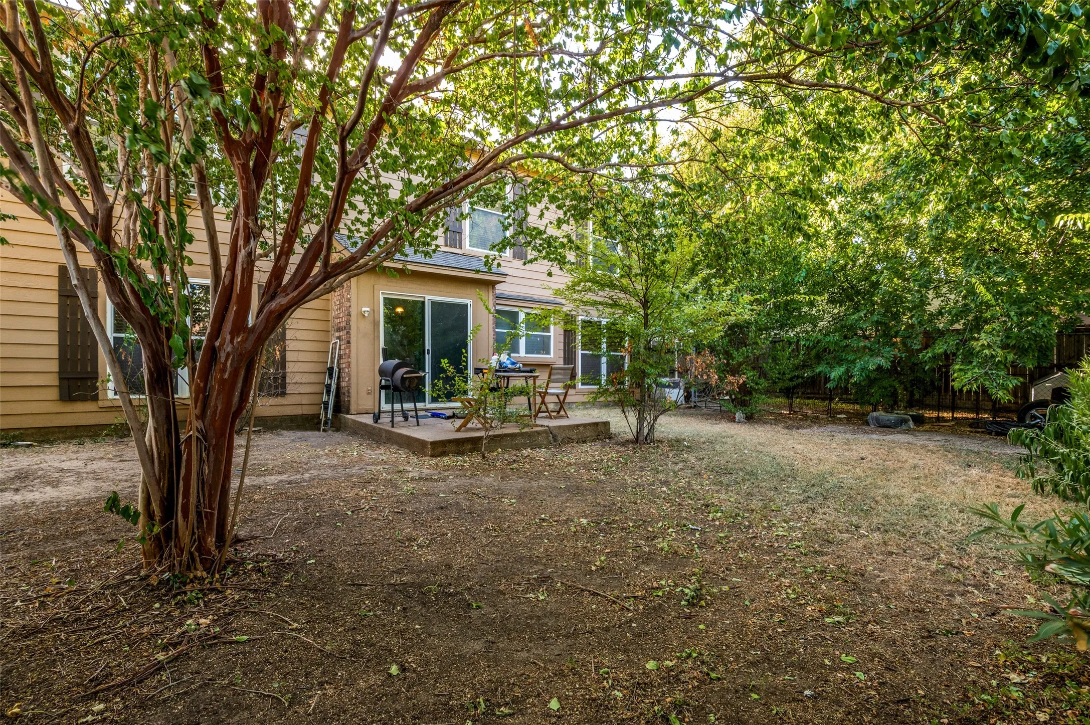 Single Family Residence For Sale in Dallas County , 4442 Mercer Street, Grand Prairie, Texas 75052, 4 Bedroom, 3 Bathroom, 2 Garage spaces, 2,050 Sqft, built in 1986, mls#21360303, Real Estate Agent in Grand Prairie, Homes For Sale in Dallas county, Homes For Sale in Grand Prairie, Realtor in Grand Prairie Texas, Real Estate Brokerage Independent Realty Texas, Luminita Cordes Realtor