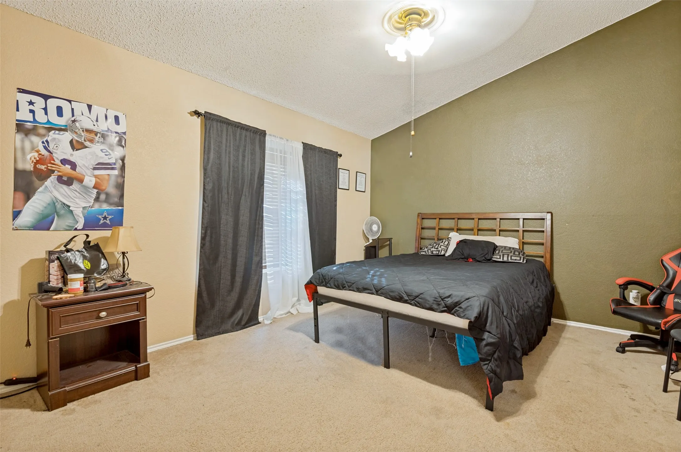 Single Family Residence For Sale in Dallas County , 4442 Mercer Street, Grand Prairie, Texas 75052, 4 Bedroom, 3 Bathroom, 2 Garage spaces, 2,050 Sqft, built in 1986, mls#21360303, Real Estate Agent in Grand Prairie, Homes For Sale in Dallas county, Homes For Sale in Grand Prairie, Realtor in Grand Prairie Texas, Real Estate Brokerage Independent Realty Texas, Luminita Cordes Realtor