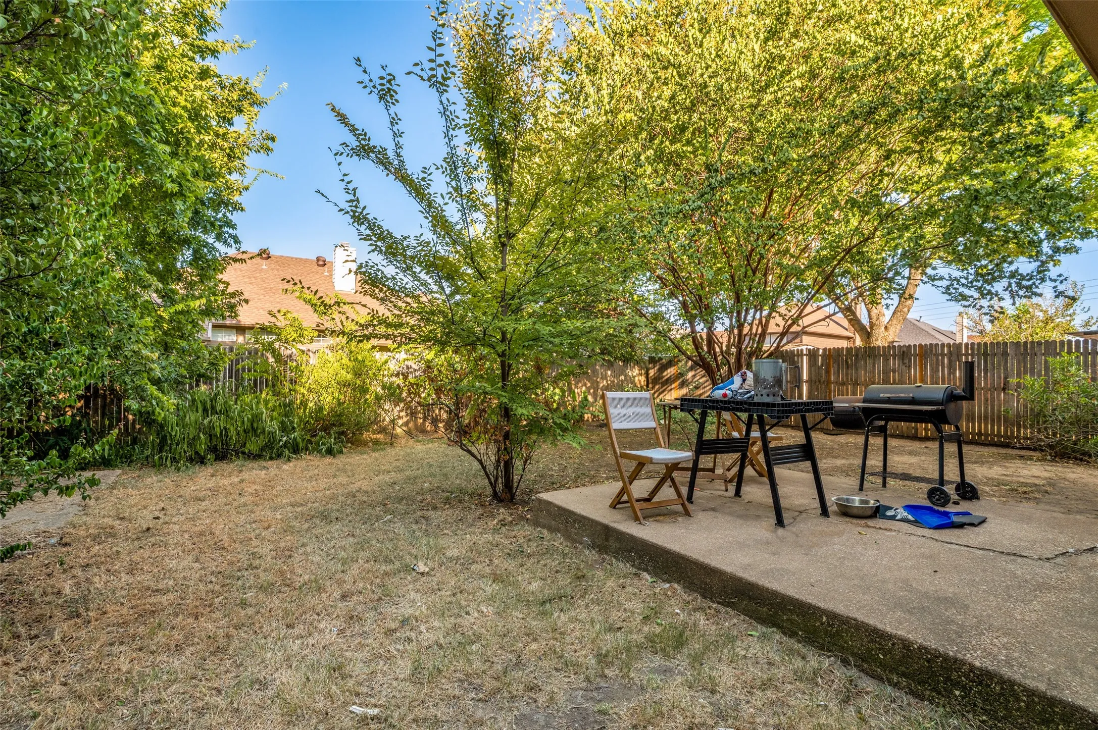 Single Family Residence For Sale in Dallas County , 4442 Mercer Street, Grand Prairie, Texas 75052, 4 Bedroom, 3 Bathroom, 2 Garage spaces, 2,050 Sqft, built in 1986, mls#21360303, Real Estate Agent in Grand Prairie, Homes For Sale in Dallas county, Homes For Sale in Grand Prairie, Realtor in Grand Prairie Texas, Real Estate Brokerage Independent Realty Texas, Luminita Cordes Realtor
