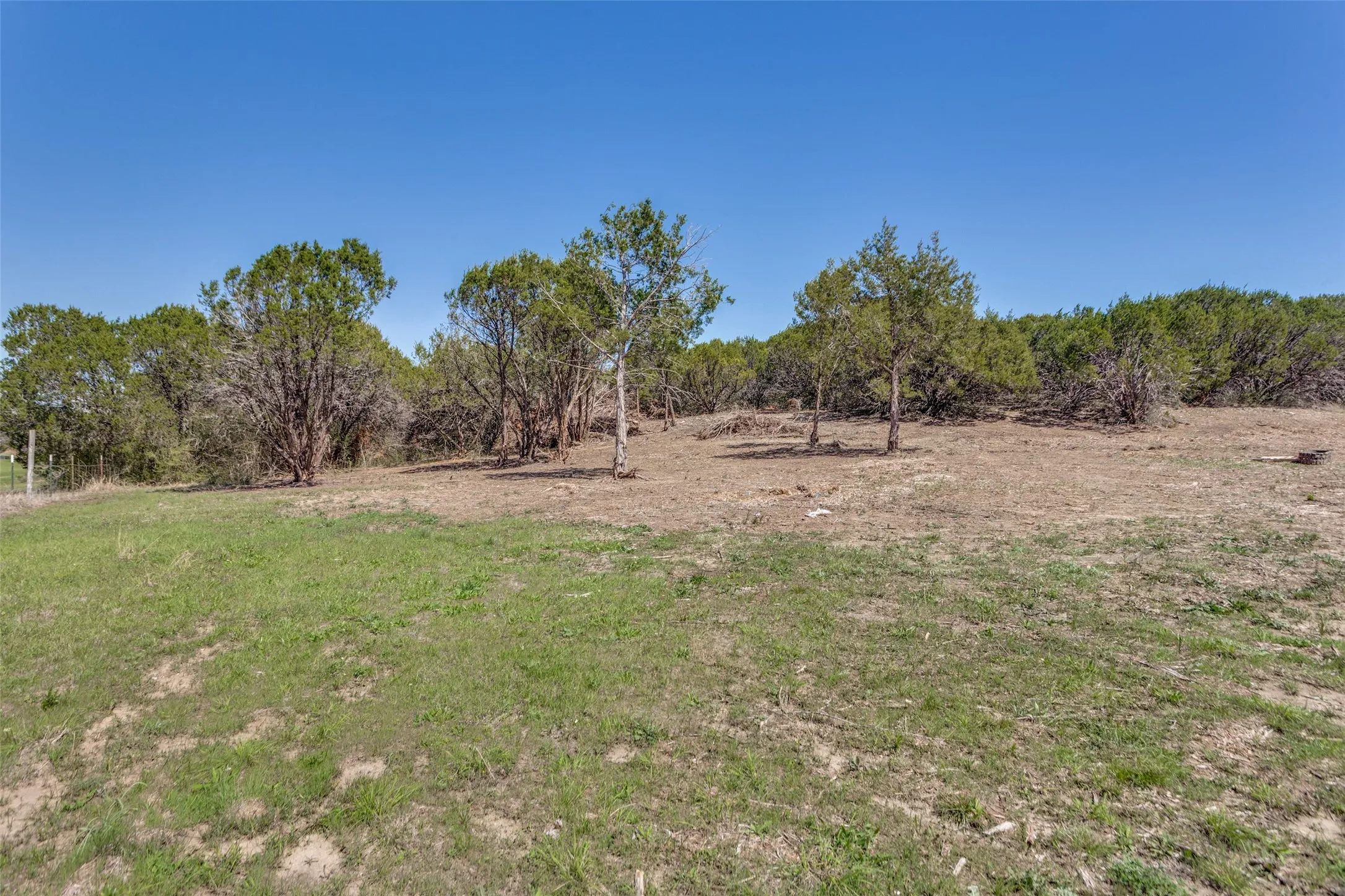 Unimproved Land For Sale in Johnson County , 9128 Hilltop Drive, Cleburne, Texas 76033, 0, 0, Garage spaces, 0 Sqft, built in 0, Price $180,000, mls#21360789, Real Estate Agent in Cleburne, Homes For Sale in Johnson county, Homes For Sale in Cleburne, Realtor in Cleburne Texas, Real Estate Brokerage Independent Realty Texas, Luminita Cordes Realtor