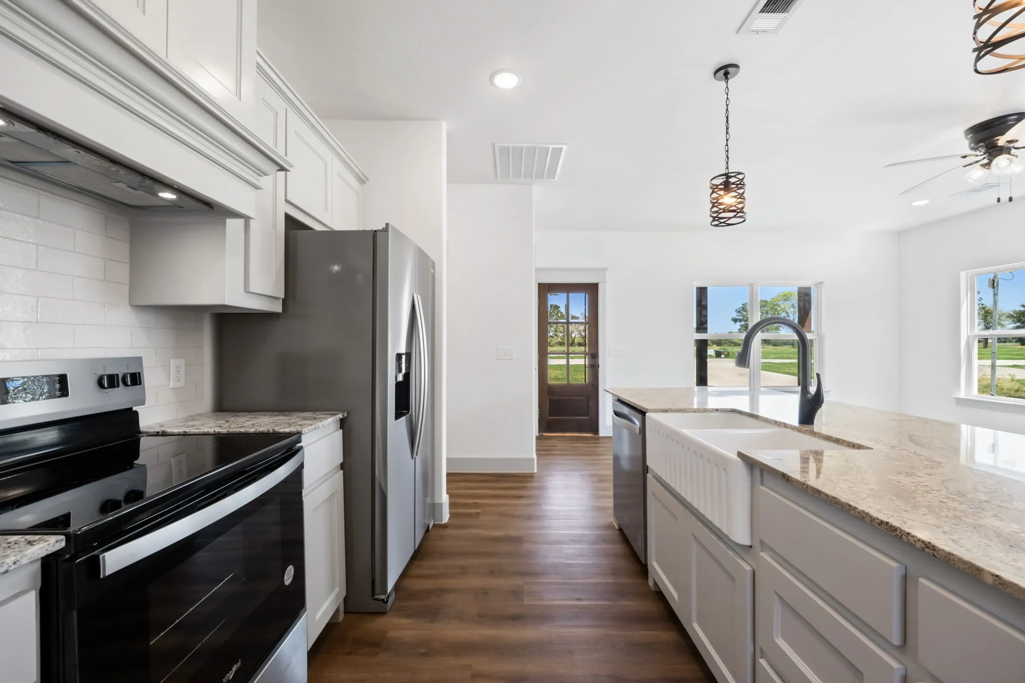 Single Family Residence For Sale in Hunt County , 429 Caro Drive, West Tawakoni, Texas 75474, 3 Bedroom, 2 Bathroom, Garage spaces, 1,300 Sqft, built in 2025, mls#21336560, Real Estate Agent in West Tawakoni, Homes For Sale in Hunt county, Homes For Sale in West Tawakoni, Realtor in West Tawakoni Texas, Real Estate Brokerage Independent Realty Texas, Luminita Cordes Realtor