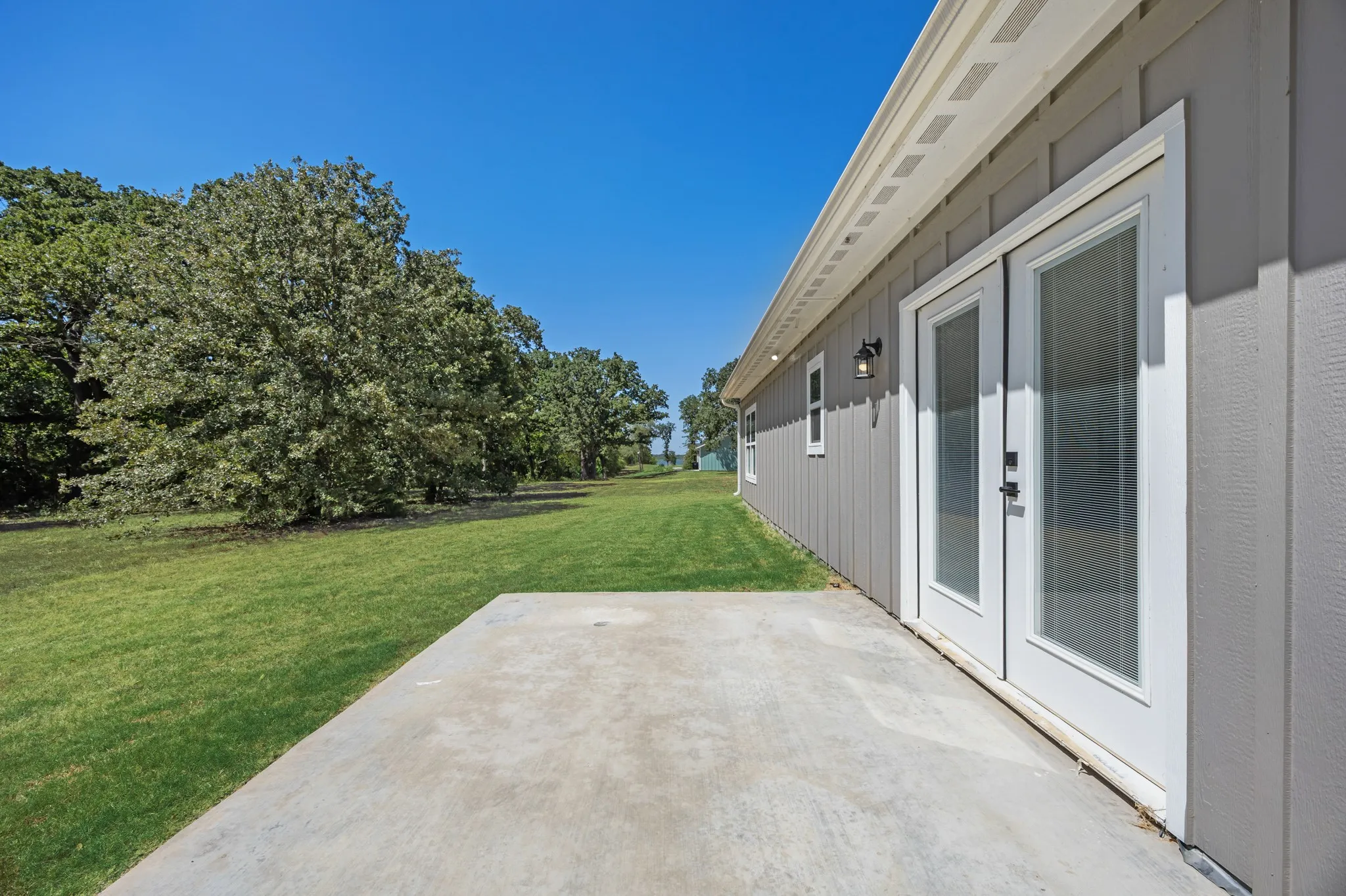 Single Family Residence For Sale in Hunt County , 429 Caro Drive, West Tawakoni, Texas 75474, 3 Bedroom, 2 Bathroom, Garage spaces, 1,300 Sqft, built in 2025, mls#21336560, Real Estate Agent in West Tawakoni, Homes For Sale in Hunt county, Homes For Sale in West Tawakoni, Realtor in West Tawakoni Texas, Real Estate Brokerage Independent Realty Texas, Luminita Cordes Realtor