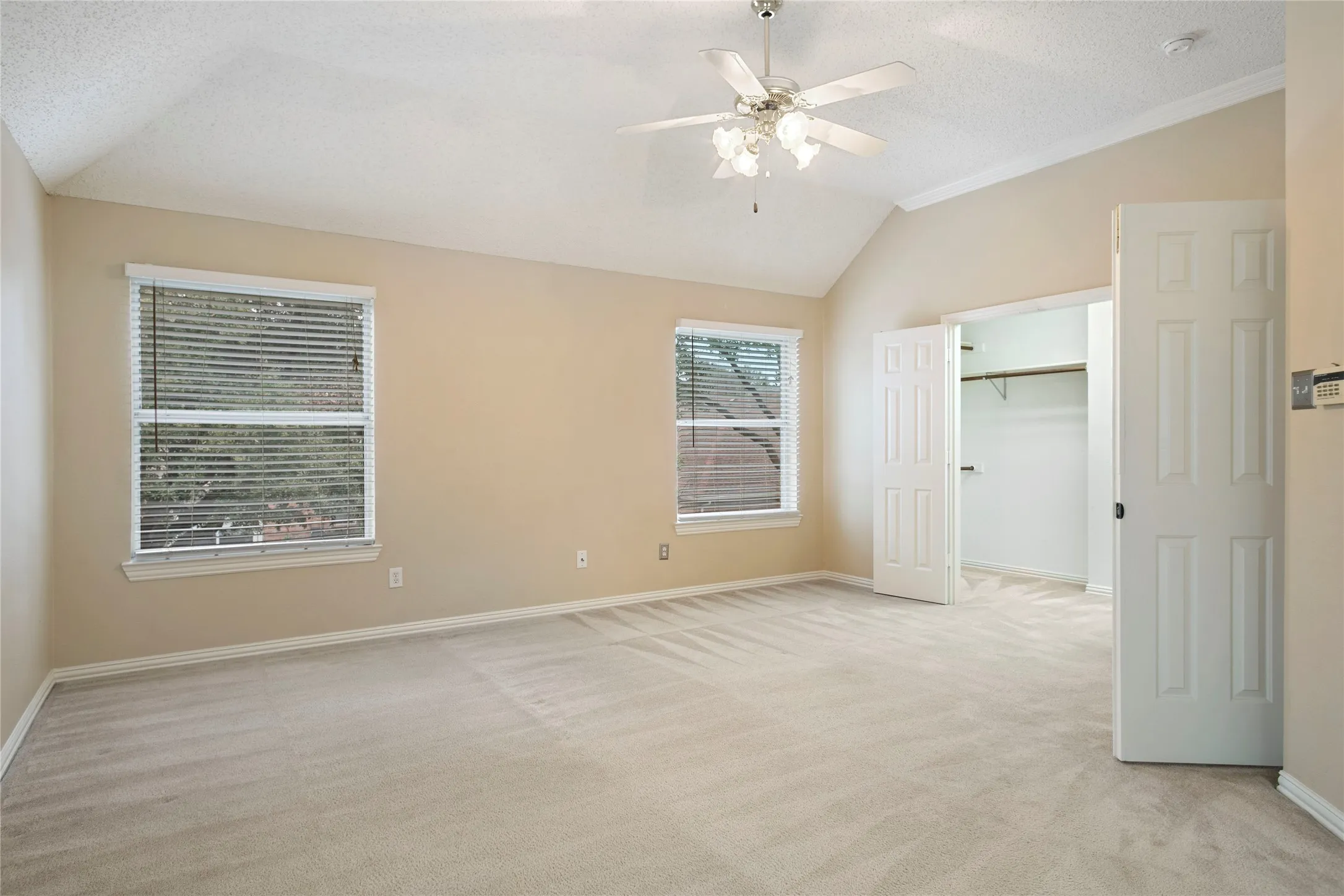 Single Family Residence For Rent in Dallas County , 3777 Meadowcreek Circle, Addison, Texas 75001, 3 Bedroom, 3 Bathroom, 2 Garage spaces, 1,949 Sqft, built in 1993, mls#21360809, Real Estate Agent in Addison, Homes For Rent in Dallas county, Homes For Rent in Addison, Realtor in Addison Texas, Real Estate Brokerage Independent Realty Texas, Luminita Cordes Realtor