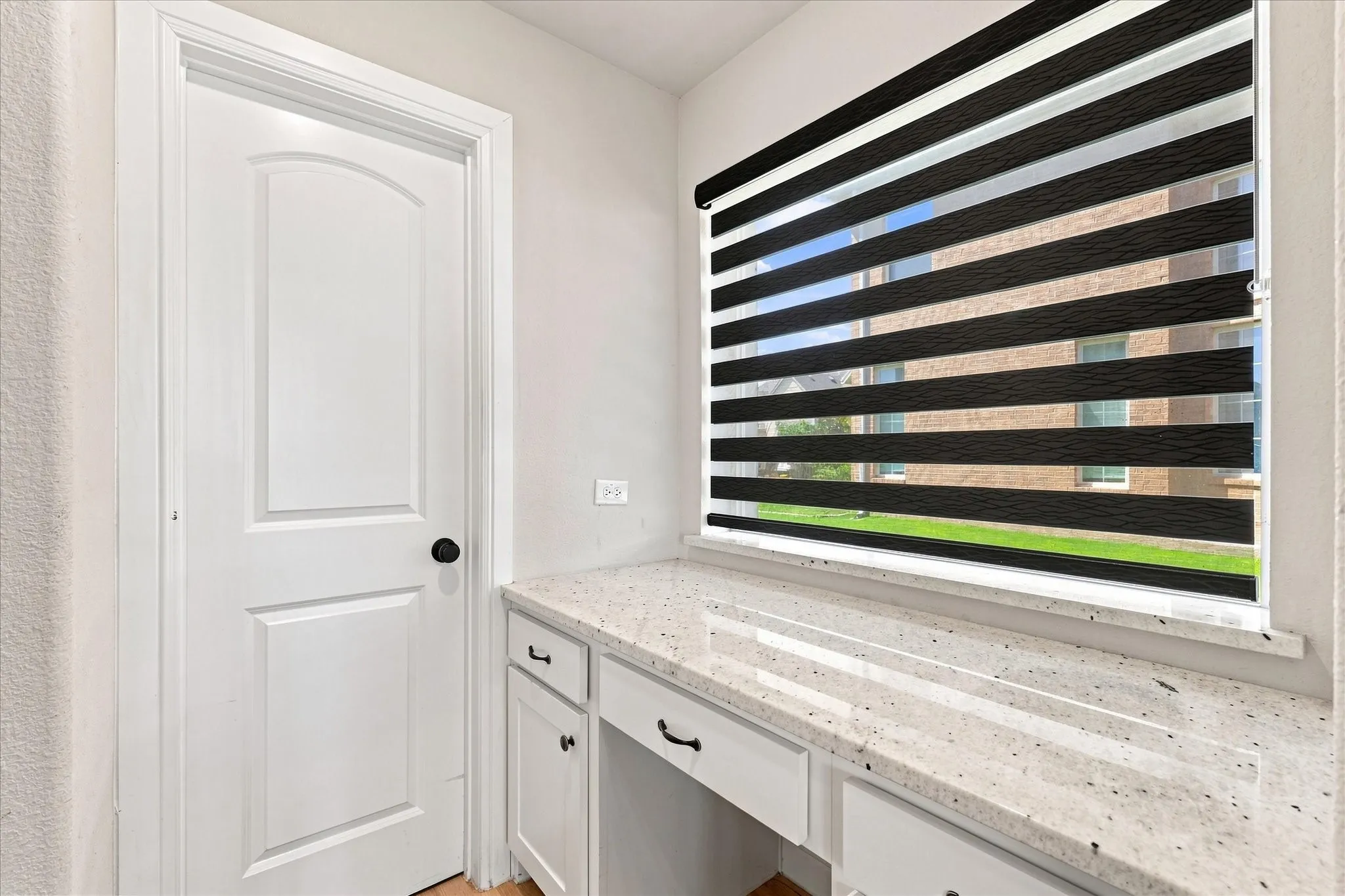 Single Family Residence For Rent in Denton County , 1104 Stallion Lane, Justin, Texas 76247, 5 Bedroom, 4 Bathroom, 2 Garage spaces, 2,967 Sqft, built in 2021, mls#21360802, Real Estate Agent in Justin, Homes For Rent in Denton county, Homes For Rent in Justin, Realtor in Justin Texas, Real Estate Brokerage Independent Realty Texas, Luminita Cordes Realtor