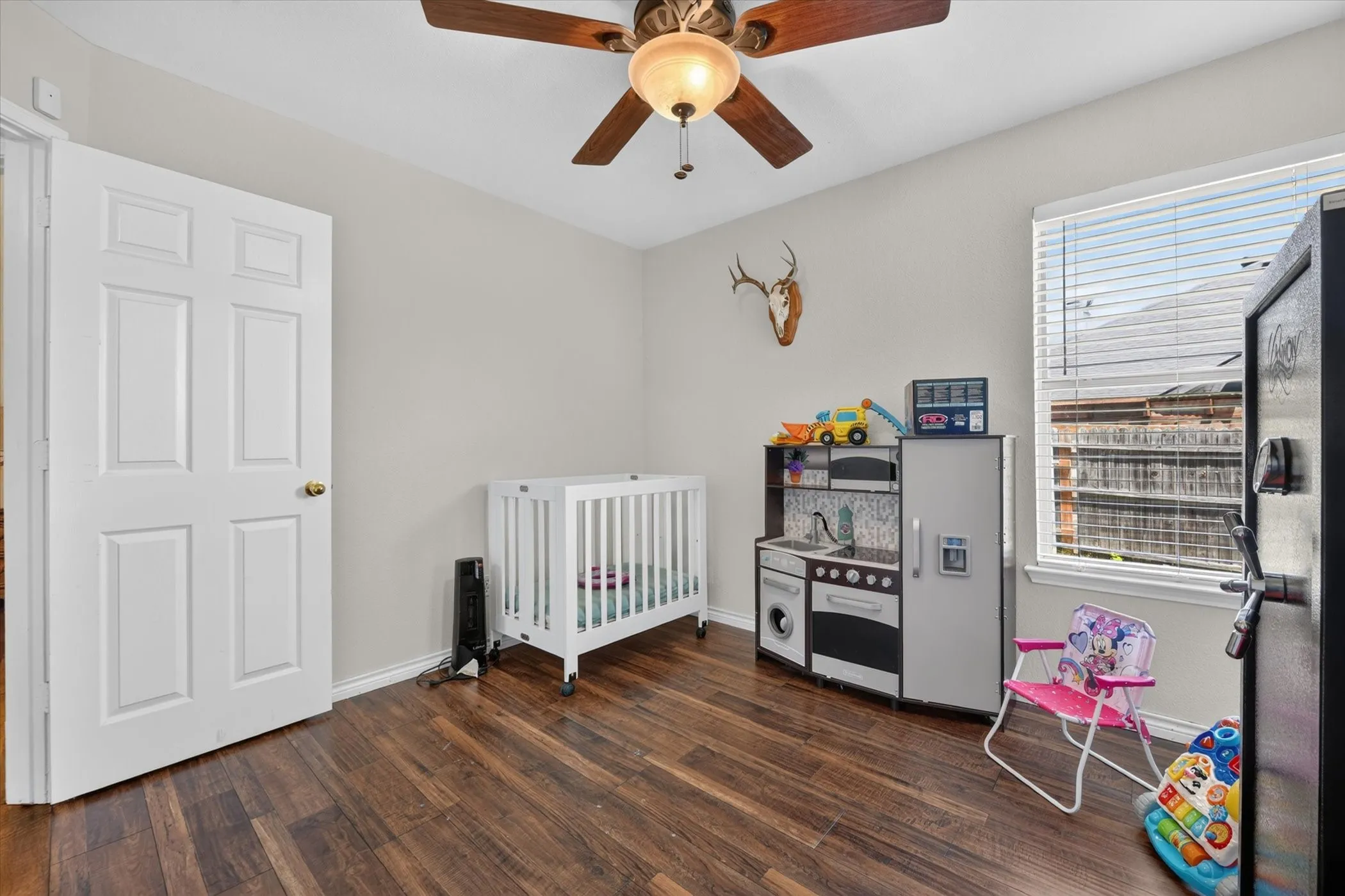 Single Family Residence For Sale in Tarrant County , 1144 Park Glen, Crowley, Texas 76036, 4 Bedroom, 2 Bathroom, 2 Garage spaces, 1,920 Sqft, built in 2003, mls#21360652, Real Estate Agent in Crowley, Homes For Sale in Tarrant county, Homes For Sale in Crowley, Realtor in Crowley Texas, Real Estate Brokerage Independent Realty Texas, Luminita Cordes Realtor