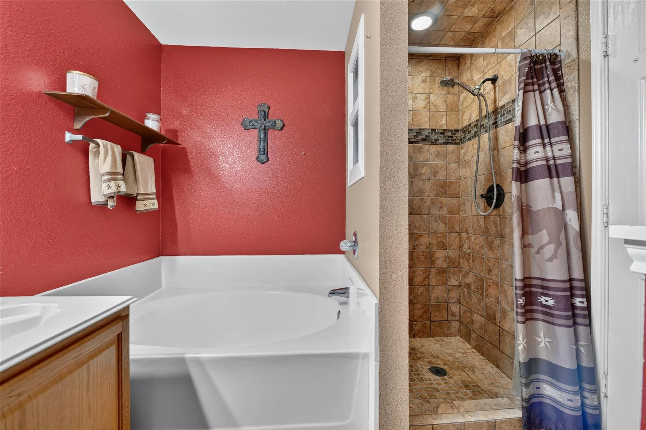 Single Family Residence For Sale in Tarrant County , 1144 Park Glen, Crowley, Texas 76036, 4 Bedroom, 2 Bathroom, 2 Garage spaces, 1,920 Sqft, built in 2003, mls#21360652, Real Estate Agent in Crowley, Homes For Sale in Tarrant county, Homes For Sale in Crowley, Realtor in Crowley Texas, Real Estate Brokerage Independent Realty Texas, Luminita Cordes Realtor