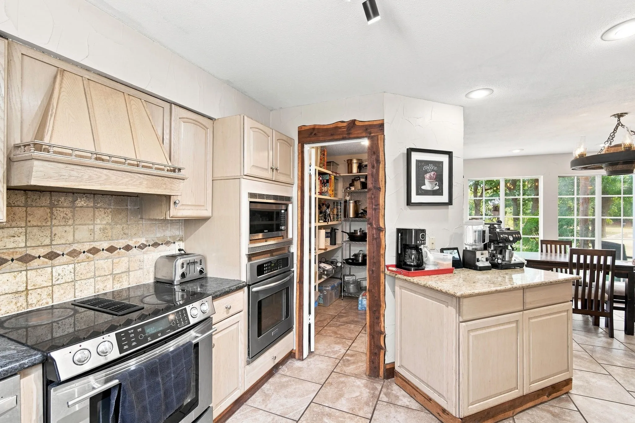 walk in pantry