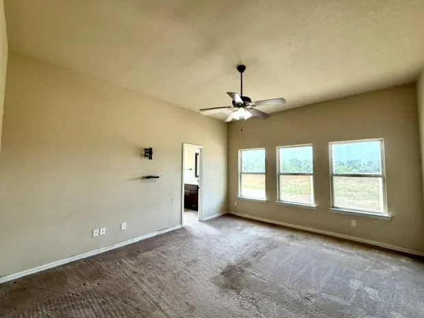 Single Family Residence For Sale in Parker County , 124 Brady Coleman Lane, Springtown, Texas 76082, 4 Bedroom, 2 Bathroom, 4 Garage spaces, 2,023 Sqft, built in 2015, mls#21360818, Real Estate Agent in Springtown, Homes For Sale in Parker county, Homes For Sale in Springtown, Realtor in Springtown Texas, Real Estate Brokerage Independent Realty Texas, Luminita Cordes Realtor