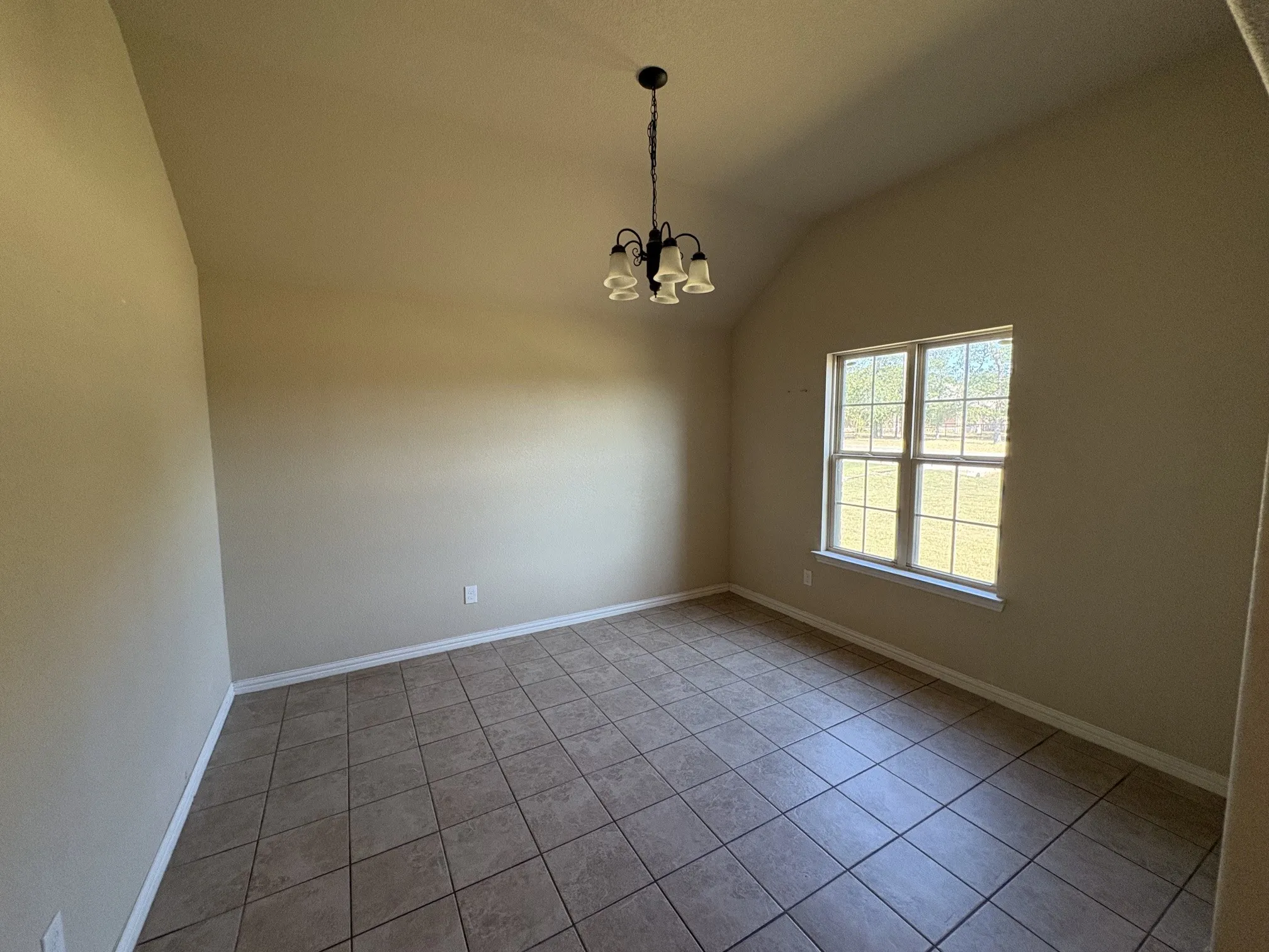 Single Family Residence For Sale in Parker County , 124 Brady Coleman Lane, Springtown, Texas 76082, 4 Bedroom, 2 Bathroom, 4 Garage spaces, 2,023 Sqft, built in 2015, mls#21360818, Real Estate Agent in Springtown, Homes For Sale in Parker county, Homes For Sale in Springtown, Realtor in Springtown Texas, Real Estate Brokerage Independent Realty Texas, Luminita Cordes Realtor