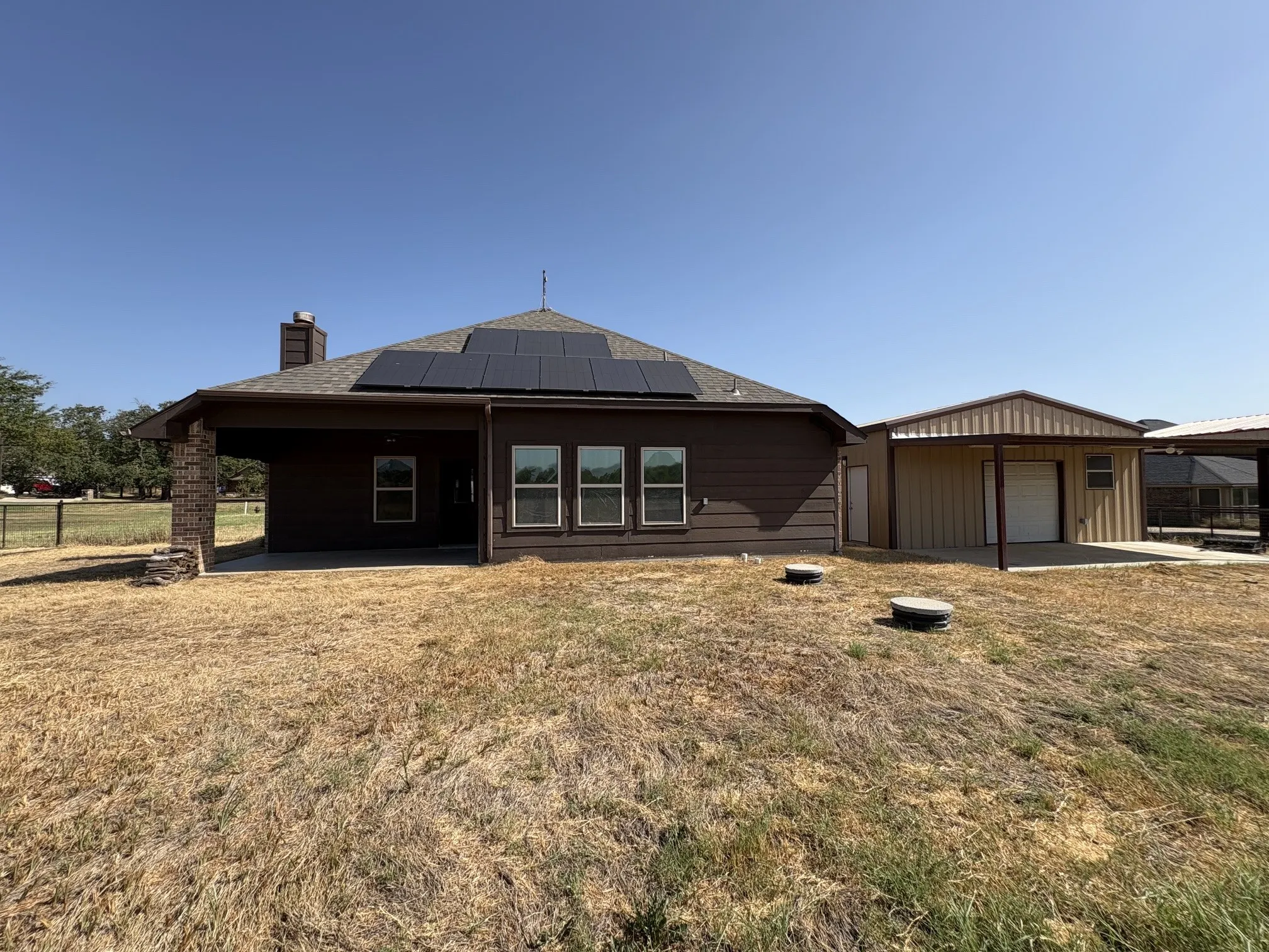 Single Family Residence For Sale in Parker County , 124 Brady Coleman Lane, Springtown, Texas 76082, 4 Bedroom, 2 Bathroom, 4 Garage spaces, 2,023 Sqft, built in 2015, mls#21360818, Real Estate Agent in Springtown, Homes For Sale in Parker county, Homes For Sale in Springtown, Realtor in Springtown Texas, Real Estate Brokerage Independent Realty Texas, Luminita Cordes Realtor