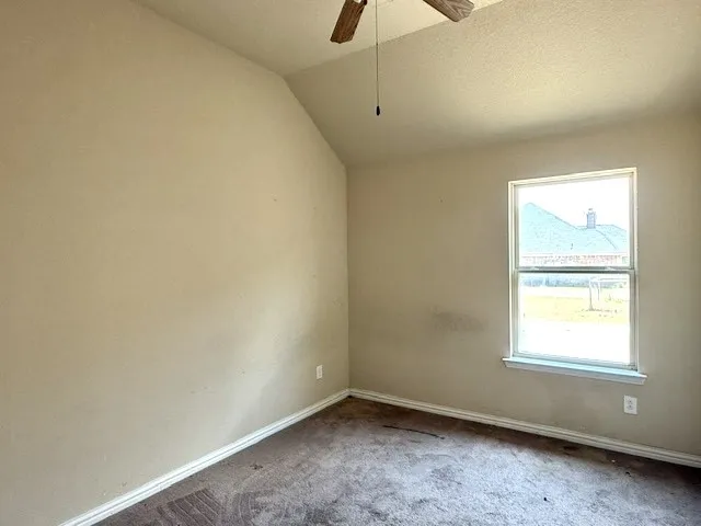 Single Family Residence For Sale in Parker County , 124 Brady Coleman Lane, Springtown, Texas 76082, 4 Bedroom, 2 Bathroom, 4 Garage spaces, 2,023 Sqft, built in 2015, mls#21360818, Real Estate Agent in Springtown, Homes For Sale in Parker county, Homes For Sale in Springtown, Realtor in Springtown Texas, Real Estate Brokerage Independent Realty Texas, Luminita Cordes Realtor