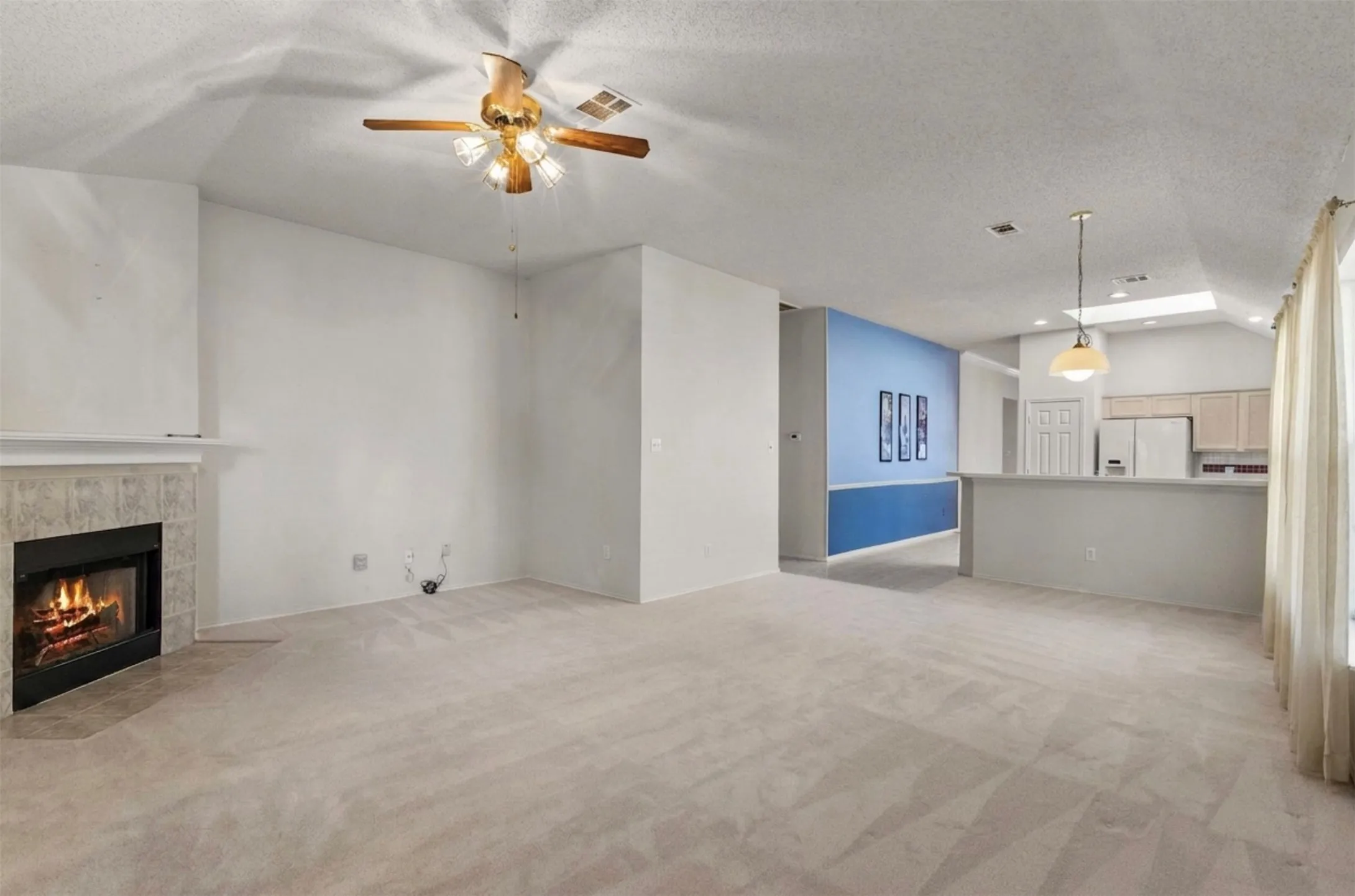 Single Family Residence For Sale in Collin County , 4424 Santa Fe Lane, Mc Kinney, Texas 75070, 3 Bedroom, 2 Bathroom, 2 Garage spaces, 2,021 Sqft, built in 1997, mls#21349949, Real Estate Agent in Mc Kinney, Homes For Sale in Collin county, Homes For Sale in Mc Kinney, Realtor in Mc Kinney Texas, Real Estate Brokerage Independent Realty Texas, Luminita Cordes Realtor