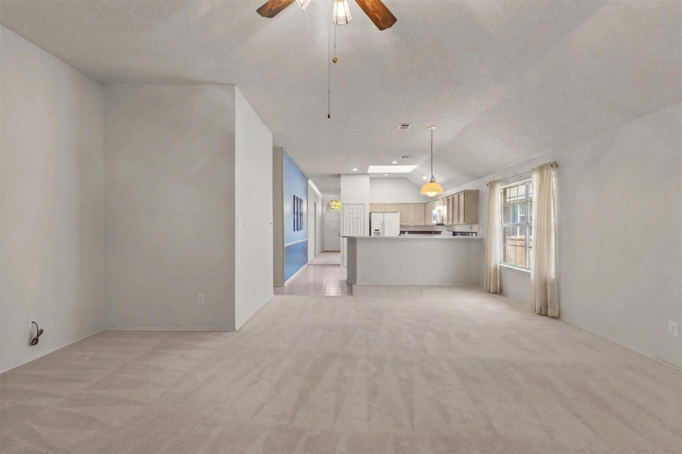 Single Family Residence For Sale in Collin County , 4424 Santa Fe Lane, Mc Kinney, Texas 75070, 3 Bedroom, 2 Bathroom, 2 Garage spaces, 2,021 Sqft, built in 1997, mls#21349949, Real Estate Agent in Mc Kinney, Homes For Sale in Collin county, Homes For Sale in Mc Kinney, Realtor in Mc Kinney Texas, Real Estate Brokerage Independent Realty Texas, Luminita Cordes Realtor