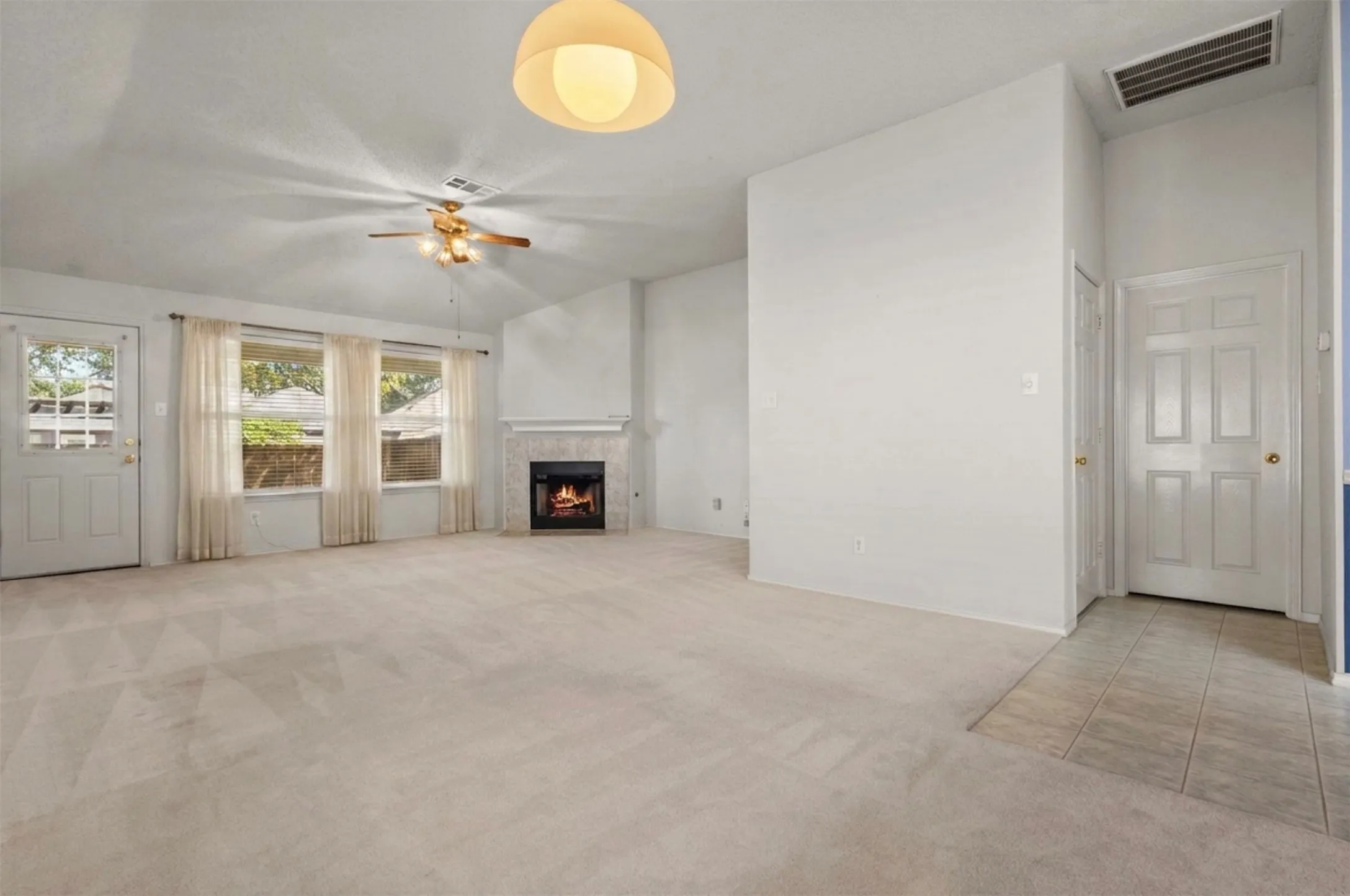 Single Family Residence For Sale in Collin County , 4424 Santa Fe Lane, Mc Kinney, Texas 75070, 3 Bedroom, 2 Bathroom, 2 Garage spaces, 2,021 Sqft, built in 1997, mls#21349949, Real Estate Agent in Mc Kinney, Homes For Sale in Collin county, Homes For Sale in Mc Kinney, Realtor in Mc Kinney Texas, Real Estate Brokerage Independent Realty Texas, Luminita Cordes Realtor