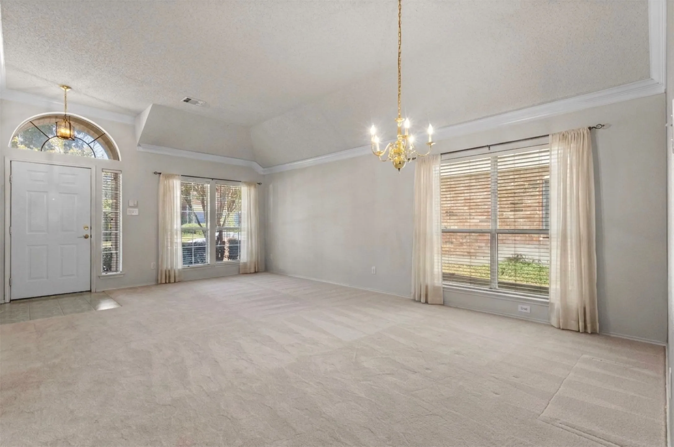 Single Family Residence For Sale in Collin County , 4424 Santa Fe Lane, Mc Kinney, Texas 75070, 3 Bedroom, 2 Bathroom, 2 Garage spaces, 2,021 Sqft, built in 1997, mls#21349949, Real Estate Agent in Mc Kinney, Homes For Sale in Collin county, Homes For Sale in Mc Kinney, Realtor in Mc Kinney Texas, Real Estate Brokerage Independent Realty Texas, Luminita Cordes Realtor