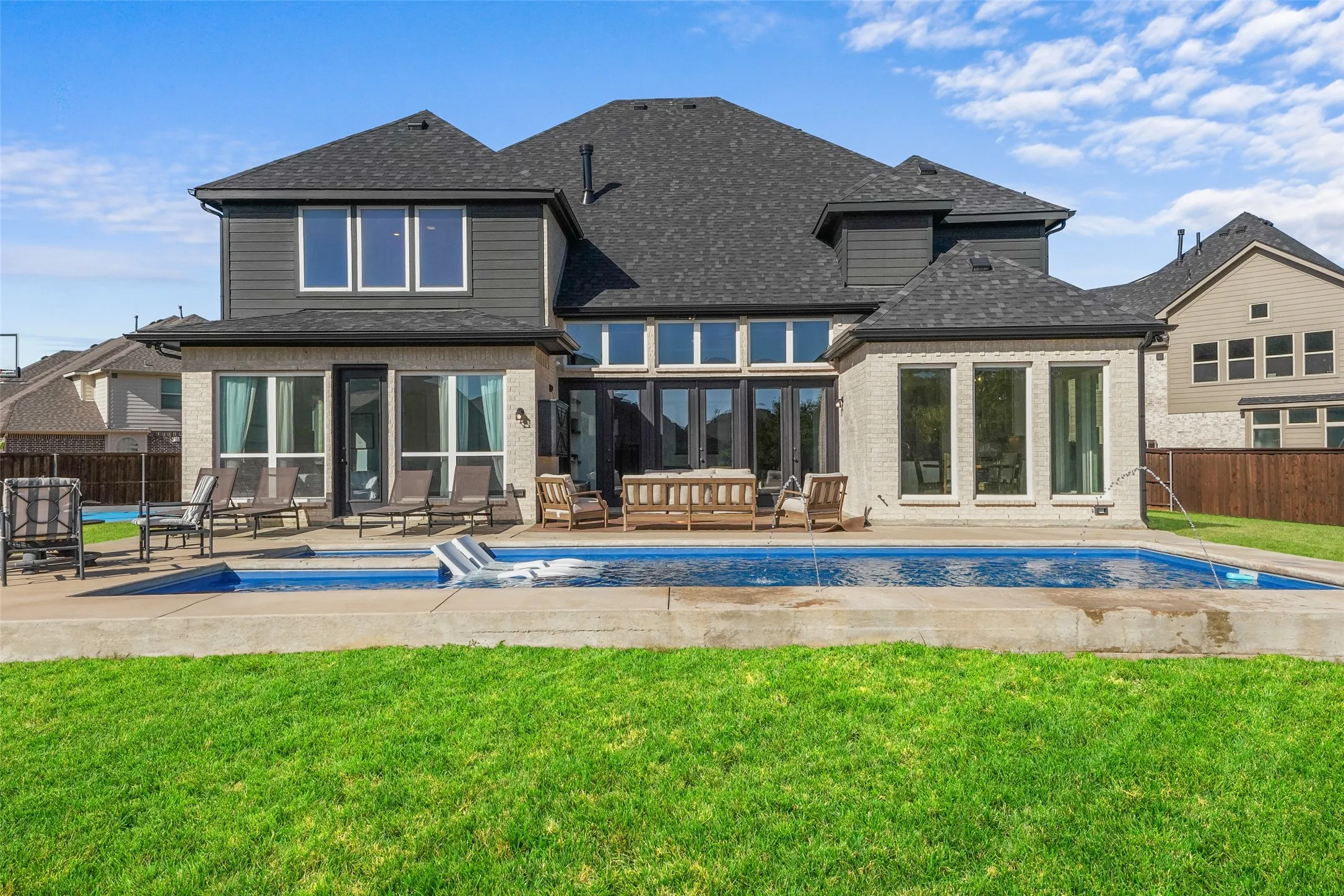 Single Family Residence For Sale in Denton County , 1737 Frisco Hills Boulevard, Little Elm, Texas 75068, 5 Bedroom, 5 Bathroom, 3 Garage spaces, 4,727 Sqft, built in 2018, mls#21360783, Real Estate Agent in Little Elm, Homes For Sale in Denton county, Homes For Sale in Little Elm, Realtor in Little Elm Texas, Real Estate Brokerage Independent Realty Texas, Luminita Cordes Realtor