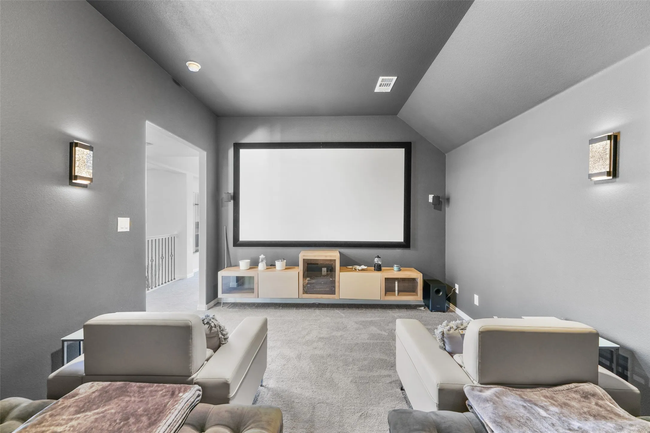 Single Family Residence For Sale in Denton County , 1737 Frisco Hills Boulevard, Little Elm, Texas 75068, 5 Bedroom, 5 Bathroom, 3 Garage spaces, 4,727 Sqft, built in 2018, mls#21360783, Real Estate Agent in Little Elm, Homes For Sale in Denton county, Homes For Sale in Little Elm, Realtor in Little Elm Texas, Real Estate Brokerage Independent Realty Texas, Luminita Cordes Realtor