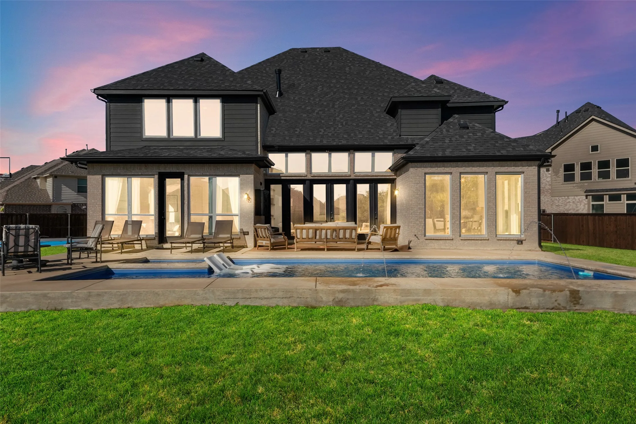 Single Family Residence For Sale in Denton County , 1737 Frisco Hills Boulevard, Little Elm, Texas 75068, 5 Bedroom, 5 Bathroom, 3 Garage spaces, 4,727 Sqft, built in 2018, mls#21360783, Real Estate Agent in Little Elm, Homes For Sale in Denton county, Homes For Sale in Little Elm, Realtor in Little Elm Texas, Real Estate Brokerage Independent Realty Texas, Luminita Cordes Realtor