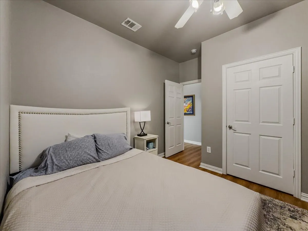 Townhouse For Sale in Collin County , 2829 Mott Street, Plano, Texas 75025, 2 Bedroom, 2 Bathroom, 2 Garage spaces, 1,562 Sqft, built in 2007, mls#21358330, Real Estate Agent in Plano, Homes For Sale in Collin county, Homes For Sale in Plano, Realtor in Plano Texas, Real Estate Brokerage Independent Realty Texas, Luminita Cordes Realtor