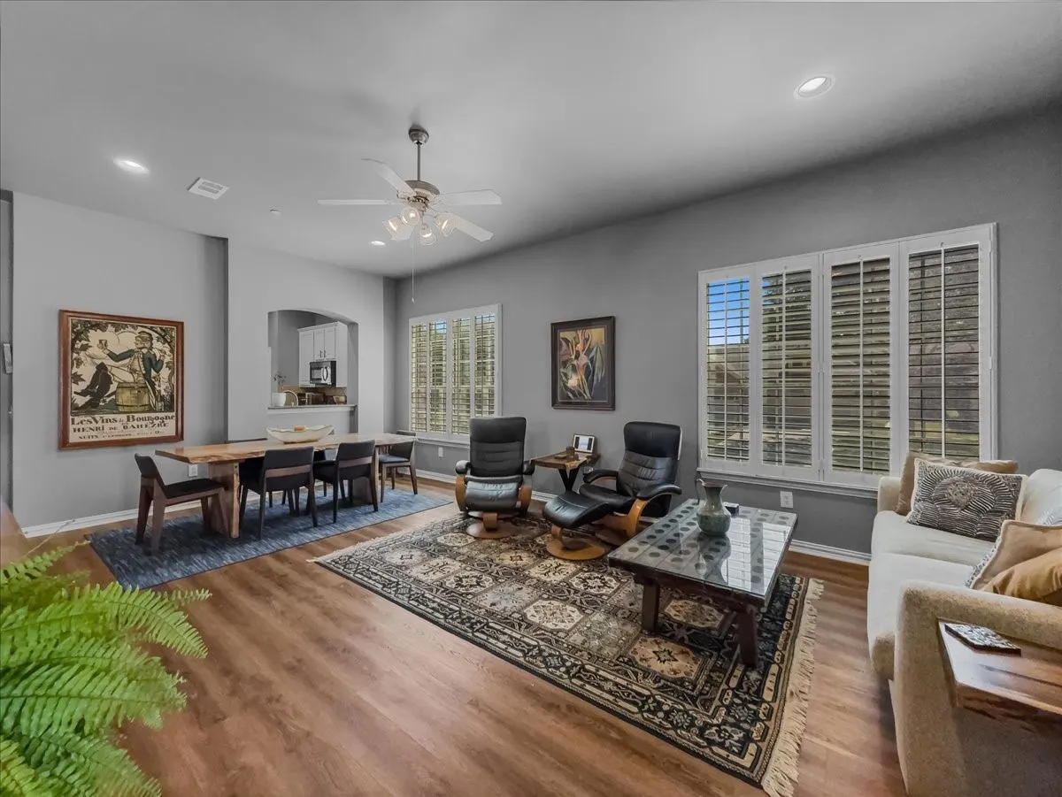 Townhouse For Sale in Collin County , 2829 Mott Street, Plano, Texas 75025, 2 Bedroom, 2 Bathroom, 2 Garage spaces, 1,562 Sqft, built in 2007, mls#21358330, Real Estate Agent in Plano, Homes For Sale in Collin county, Homes For Sale in Plano, Realtor in Plano Texas, Real Estate Brokerage Independent Realty Texas, Luminita Cordes Realtor