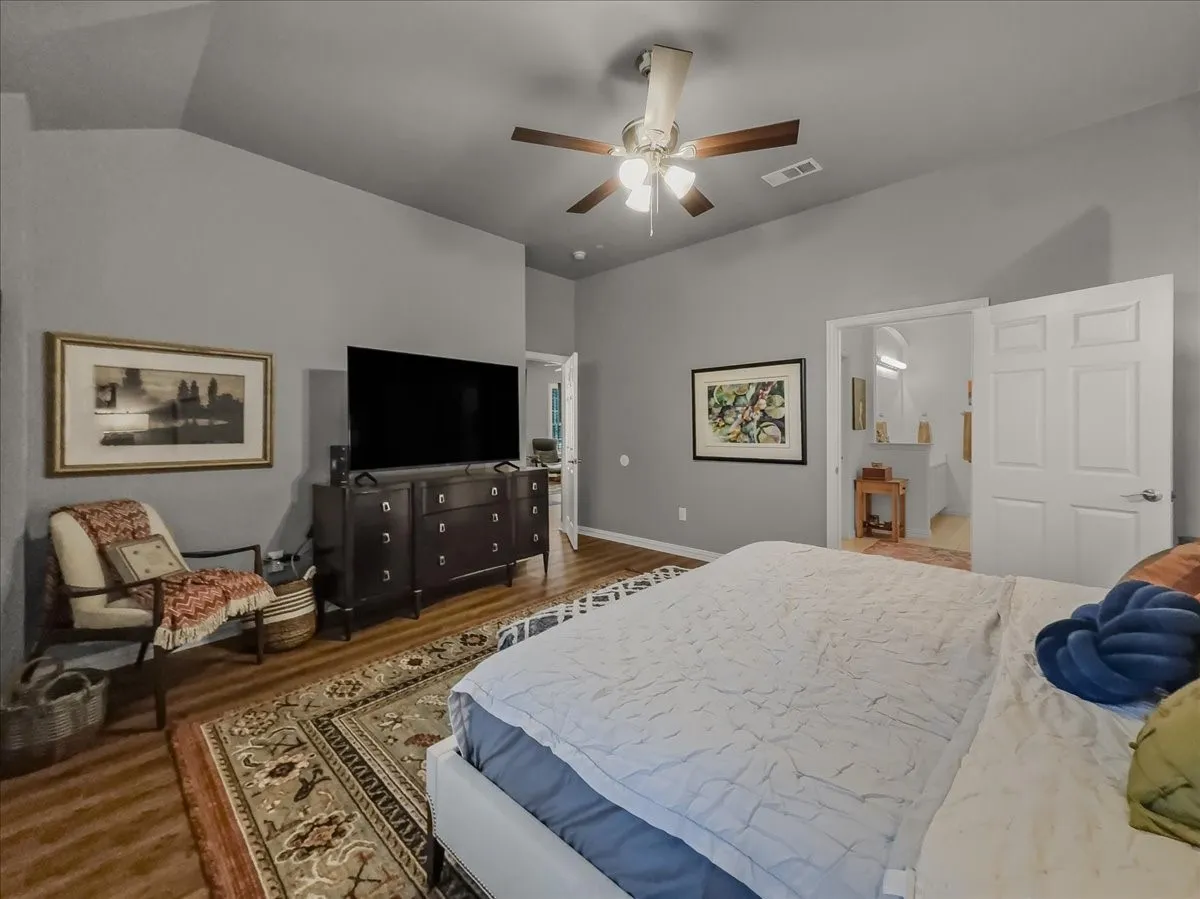 Townhouse For Sale in Collin County , 2829 Mott Street, Plano, Texas 75025, 2 Bedroom, 2 Bathroom, 2 Garage spaces, 1,562 Sqft, built in 2007, mls#21358330, Real Estate Agent in Plano, Homes For Sale in Collin county, Homes For Sale in Plano, Realtor in Plano Texas, Real Estate Brokerage Independent Realty Texas, Luminita Cordes Realtor