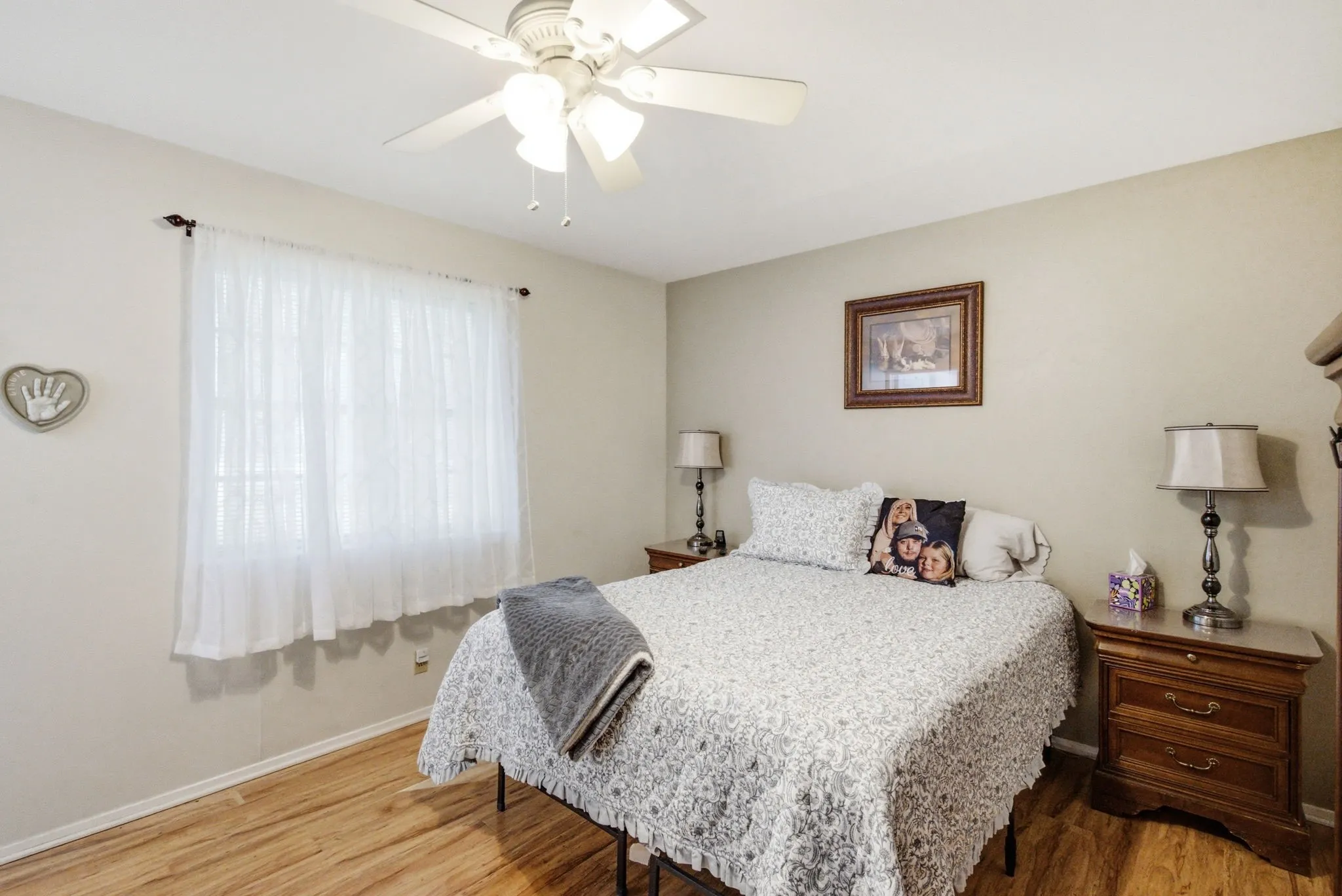 Single Family Residence For Sale in Hood County , 135 Indian Mountain Court, Granbury, Texas 76048, 3 Bedroom, 2 Bathroom, 1 Garage spaces, 1,632 Sqft, built in 1972, Price $759,900, mls#21356243, Real Estate Agent in Granbury, Homes For Sale in Hood county, Homes For Sale in Granbury, Realtor in Granbury Texas, Real Estate Brokerage Independent Realty Texas, Luminita Cordes Realtor