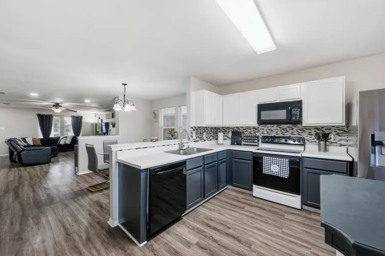 Open kitchen