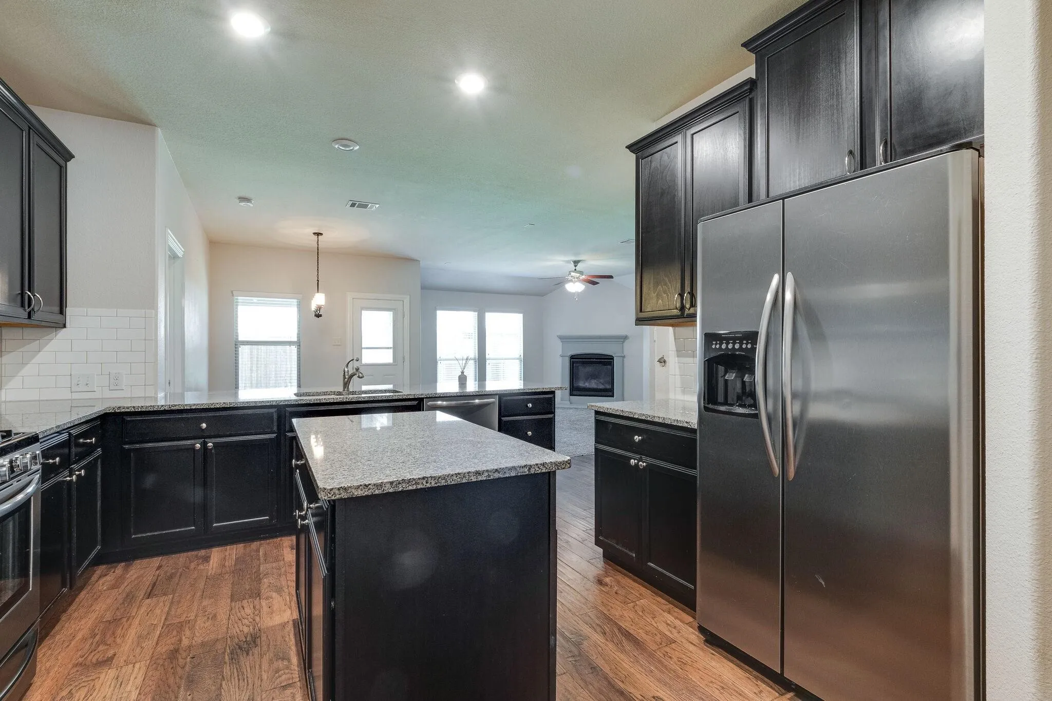 Single Family Residence For Rent in Denton County , 3801 Tunstall Drive, Frisco, Texas 75036, 3 Bedroom, 2 Bathroom, 2 Garage spaces, 1,891 Sqft, built in 2017, mls#21360763, Real Estate Agent in Frisco, Homes For Rent in Denton county, Homes For Rent in Frisco, Realtor in Frisco Texas, Real Estate Brokerage Independent Realty Texas, Luminita Cordes Realtor