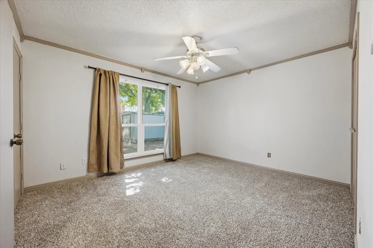 Nice size primary bedroom