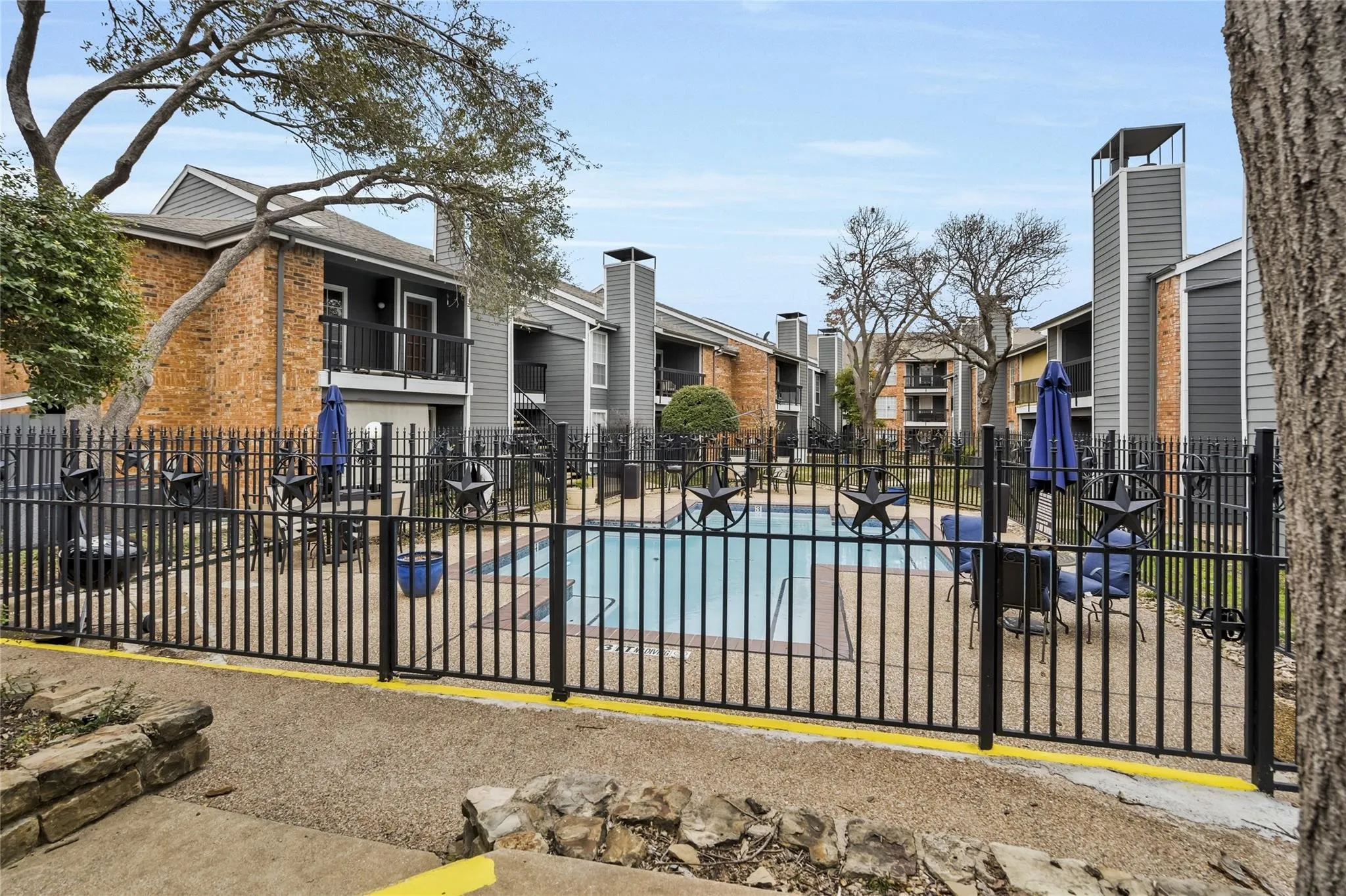 Condominium For Rent in Collin County , 18333 Roehampton Drive 527, Dallas, Texas 75252, 2 Bedroom, 2 Bathroom, Garage spaces, 737 Sqft, built in 1985, mls#21360774, Real Estate Agent in Dallas, Homes For Rent in Collin county, Homes For Rent in Dallas, Realtor in Dallas Texas, Real Estate Brokerage Independent Realty Texas, Luminita Cordes Realtor