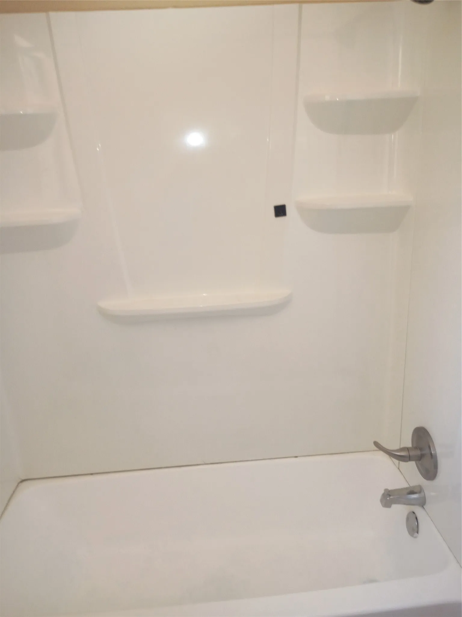 Single Family Residence For Sale in Ellis County , 207 Spring Branch Drive, Red Oak, Texas 75154, 4 Bedroom, 3 Bathroom, Garage spaces, 1,632 Sqft, built in 1992, mls#21360830, Real Estate Agent in Red Oak, Homes For Sale in Ellis county, Homes For Sale in Red Oak, Realtor in Red Oak Texas, Real Estate Brokerage Independent Realty Texas, Luminita Cordes Realtor