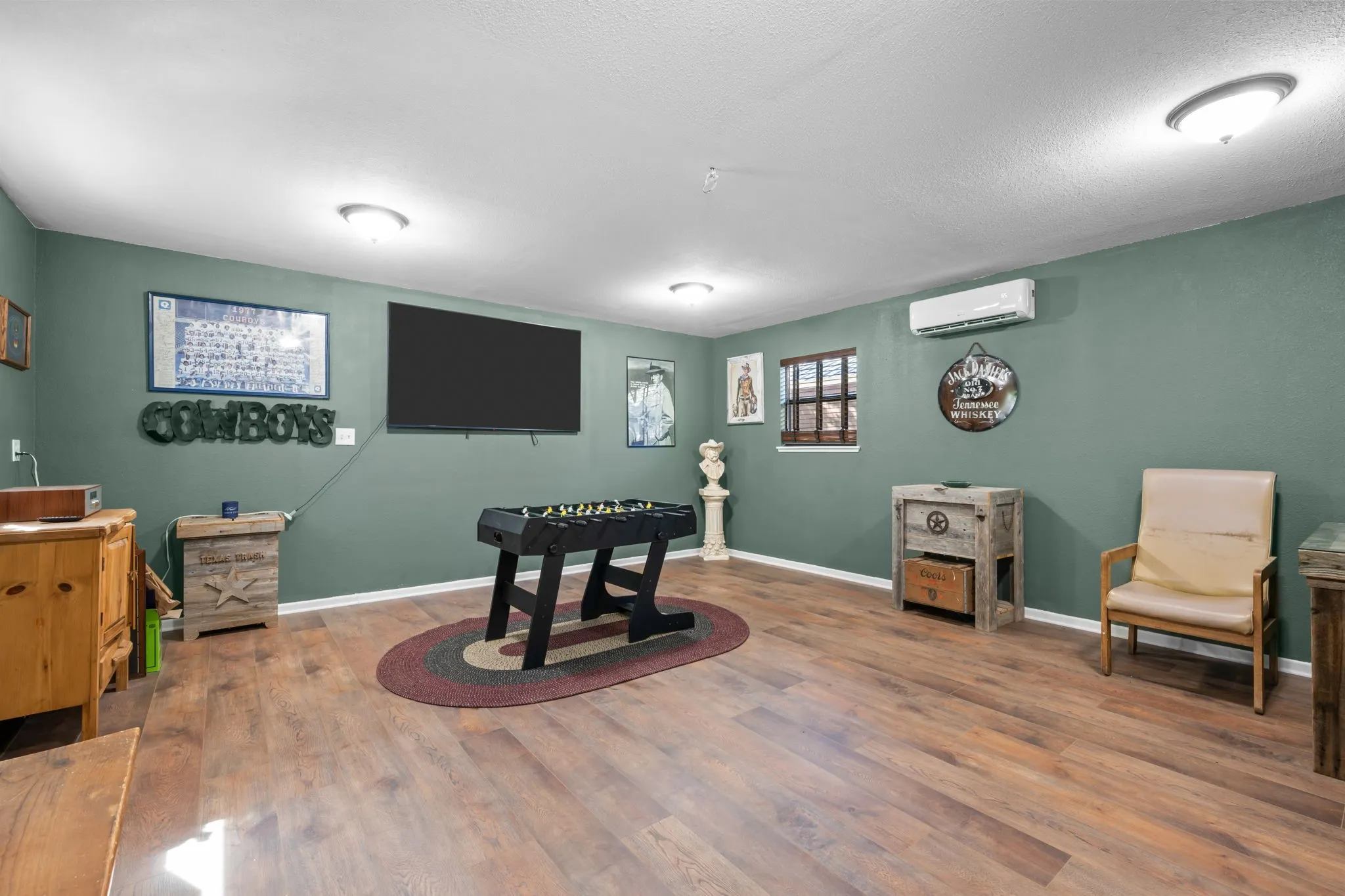 Single Family Residence For Sale in Erath County , 123 Sandra Palmer Street, Stephenville, Texas 76401, 3 Bedroom, 3 Bathroom, 2 Garage spaces, 2,636 Sqft, built in 1981, Price $610,000, mls#21360132, Real Estate Agent in Stephenville, Homes For Sale in Erath county, Homes For Sale in Stephenville, Realtor in Stephenville Texas, Real Estate Brokerage Independent Realty Texas, Luminita Cordes Realtor