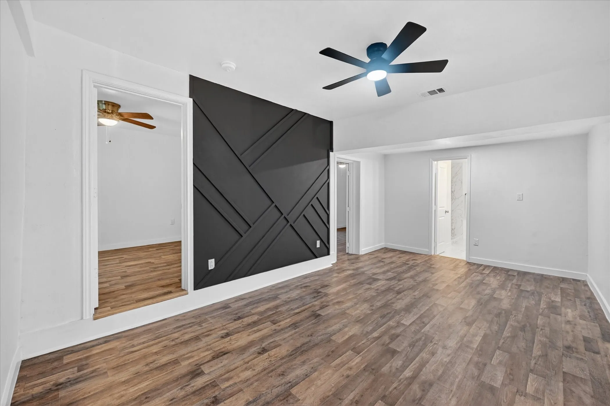 Single Family Residence For Sale in Dallas County , 538 Pemberton Hill Road, Dallas, Texas 75217, 4 Bedroom, 2 Bathroom, Garage spaces, 2,100 Sqft, built in 1958, mls#21360837, Real Estate Agent in Dallas, Homes For Sale in Dallas county, Homes For Sale in Dallas, Realtor in Dallas Texas, Real Estate Brokerage Independent Realty Texas, Luminita Cordes Realtor