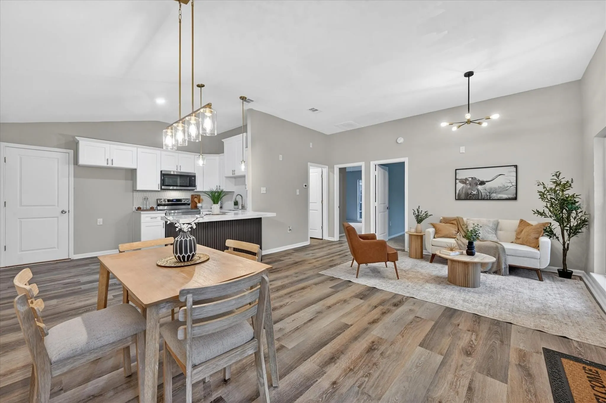 Single Family Residence For Sale in Dallas County , 538 Pemberton Hill Road, Dallas, Texas 75217, 4 Bedroom, 2 Bathroom, Garage spaces, 2,100 Sqft, built in 1958, mls#21360837, Real Estate Agent in Dallas, Homes For Sale in Dallas county, Homes For Sale in Dallas, Realtor in Dallas Texas, Real Estate Brokerage Independent Realty Texas, Luminita Cordes Realtor
