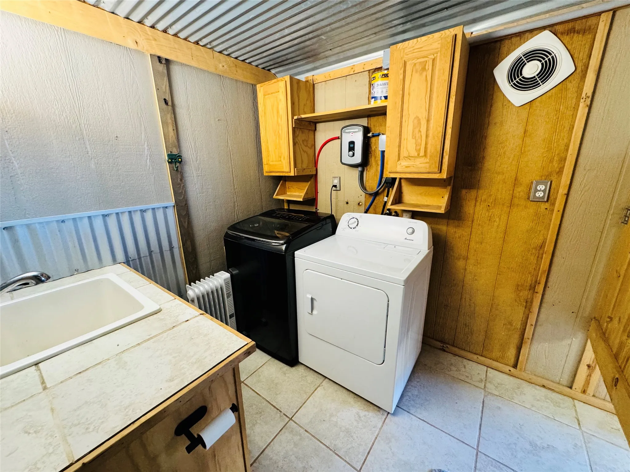 Single Family Residence For Sale in Jones County , 225 AVE J, Anson, Texas 79501, 1 Bedroom, 1 Bathroom, Garage spaces, 320 Sqft, built in 2022, mls#21360806, Real Estate Agent in Anson, Homes For Sale in Jones county, Homes For Sale in Anson, Realtor in Anson Texas, Real Estate Brokerage Independent Realty Texas, Luminita Cordes Realtor