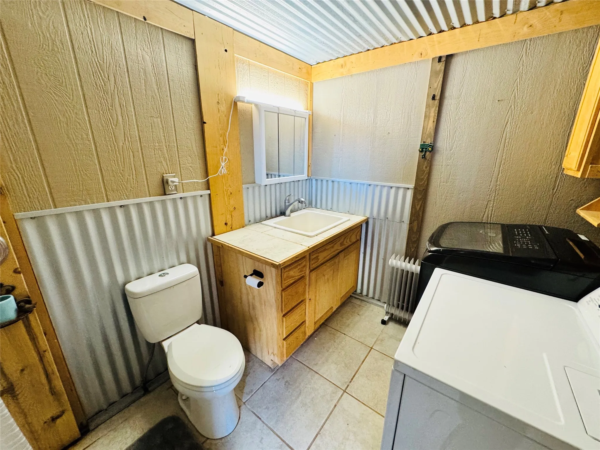 Single Family Residence For Sale in Jones County , 225 AVE J, Anson, Texas 79501, 1 Bedroom, 1 Bathroom, Garage spaces, 320 Sqft, built in 2022, mls#21360806, Real Estate Agent in Anson, Homes For Sale in Jones county, Homes For Sale in Anson, Realtor in Anson Texas, Real Estate Brokerage Independent Realty Texas, Luminita Cordes Realtor