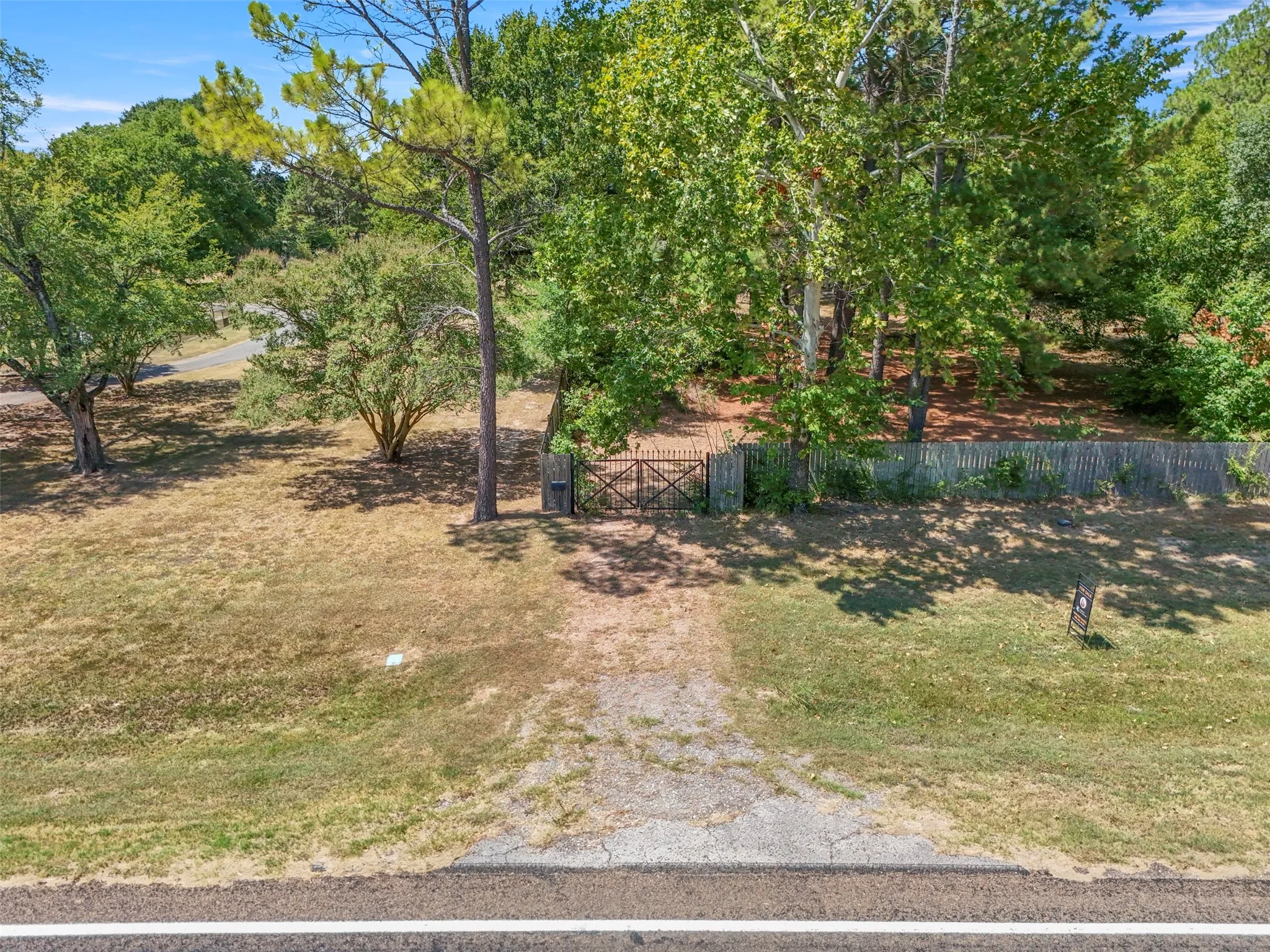 Neighborhing property available at 145 FM Rd 1389