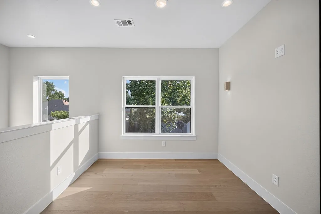 Duplex For Rent in Dallas County , 5445 Terry Street, Dallas, Texas 75223, 3 Bedroom, 3 Bathroom, 2 Garage spaces, 2,234 Sqft, built in 2026, mls#21356517, Real Estate Agent in Dallas, Homes For Rent in Dallas county, Homes For Rent in Dallas, Realtor in Dallas Texas, Real Estate Brokerage Independent Realty Texas, Luminita Cordes Realtor