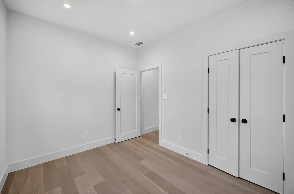 Duplex For Rent in Dallas County , 5445 Terry Street, Dallas, Texas 75223, 3 Bedroom, 3 Bathroom, 2 Garage spaces, 2,234 Sqft, built in 2026, mls#21356517, Real Estate Agent in Dallas, Homes For Rent in Dallas county, Homes For Rent in Dallas, Realtor in Dallas Texas, Real Estate Brokerage Independent Realty Texas, Luminita Cordes Realtor