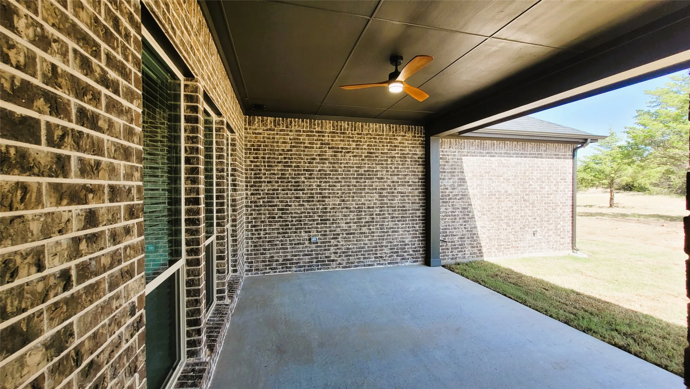 Single Family Residence For Sale in Ellis County , 6841 Southrock Drive, Midlothian, Texas 76065, 4 Bedroom, 3 Bathroom, 3 Garage spaces, 2,624 Sqft, built in 2026, mls#21360839, Real Estate Agent in Midlothian, Homes For Sale in Ellis county, Homes For Sale in Midlothian, Realtor in Midlothian Texas, Real Estate Brokerage Independent Realty Texas, Luminita Cordes Realtor