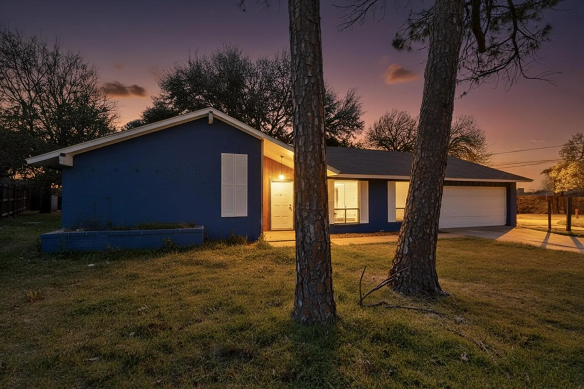 Single Family Residence For Rent in Dallas County , 400 Casa Bello Court, Irving, Texas 75062, 3 Bedroom, 2 Bathroom, 2 Garage spaces, 1,862 Sqft, built in 1966, mls#21360835, Real Estate Agent in Irving, Homes For Rent in Dallas county, Homes For Rent in Irving, Realtor in Irving Texas, Real Estate Brokerage Independent Realty Texas, Luminita Cordes Realtor