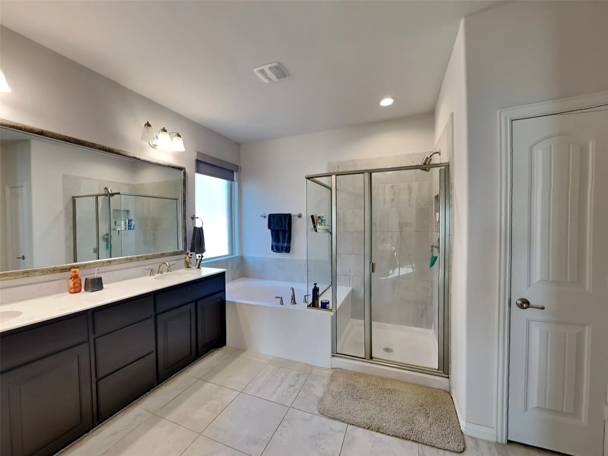 Single Family Residence For Rent in Parker County , 228 Open Sky Drive, Aledo, Texas 76008, 3 Bedroom, 3 Bathroom, 2 Garage spaces, 2,555 Sqft, built in 2018, mls#21360851, Real Estate Agent in Aledo, Homes For Rent in Parker county, Homes For Rent in Aledo, Realtor in Aledo Texas, Real Estate Brokerage Independent Realty Texas, Luminita Cordes Realtor