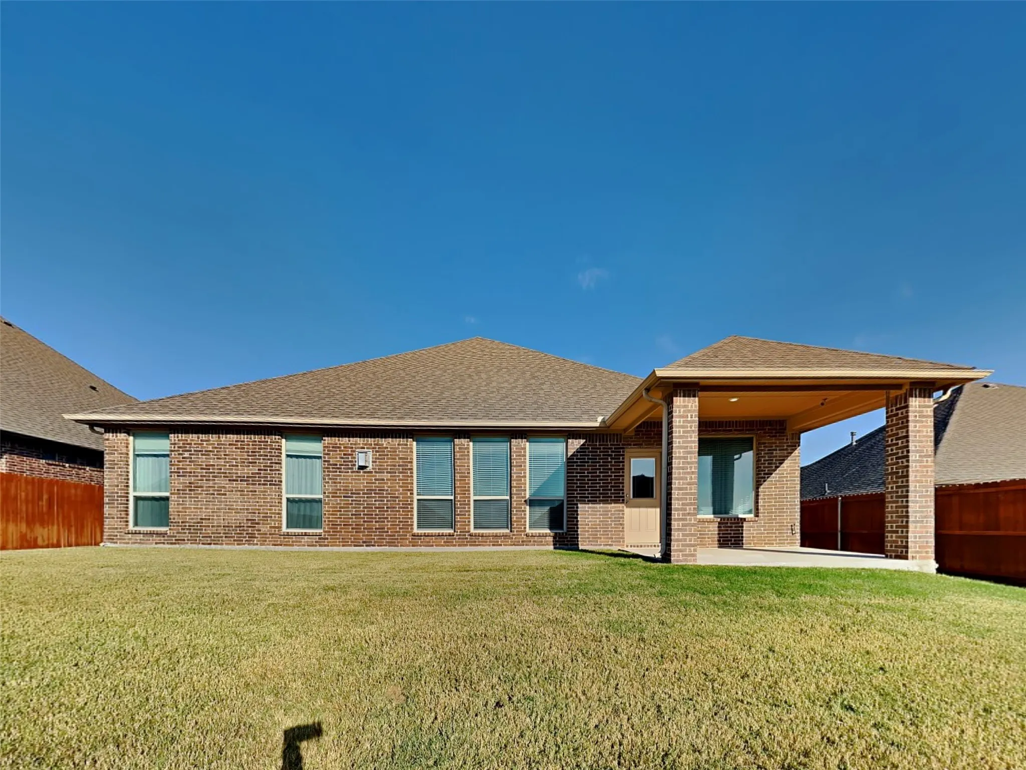 Single Family Residence For Rent in Parker County , 228 Open Sky Drive, Aledo, Texas 76008, 3 Bedroom, 3 Bathroom, 2 Garage spaces, 2,555 Sqft, built in 2018, mls#21360851, Real Estate Agent in Aledo, Homes For Rent in Parker county, Homes For Rent in Aledo, Realtor in Aledo Texas, Real Estate Brokerage Independent Realty Texas, Luminita Cordes Realtor