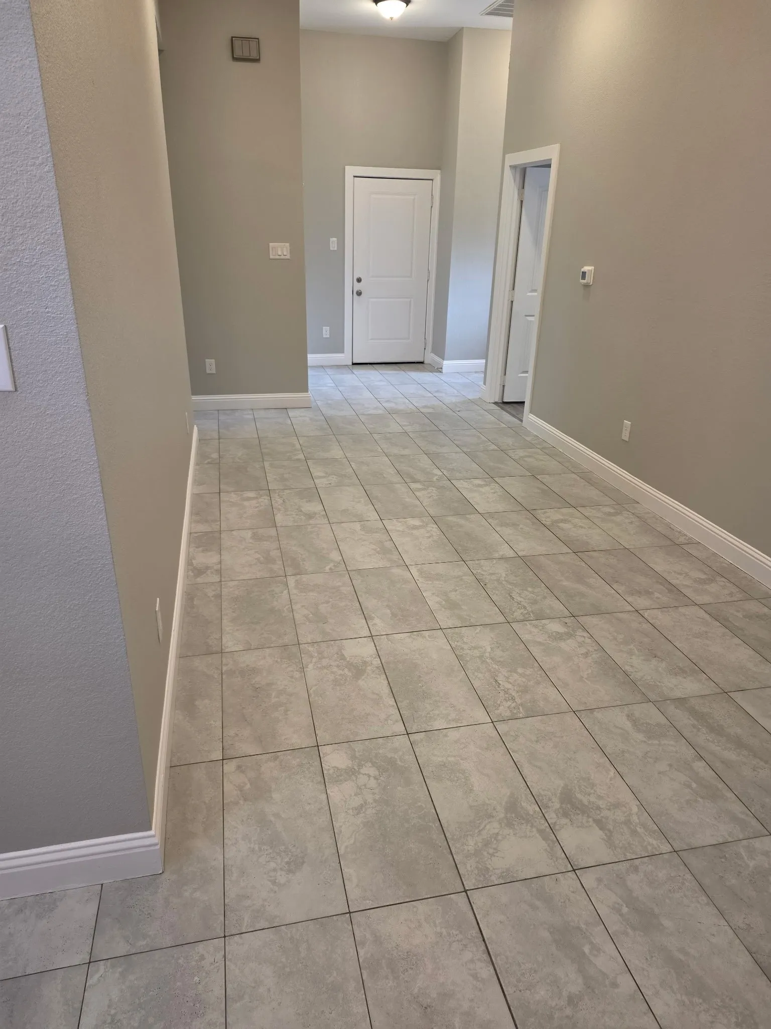 Single Family Residence For Rent in Navarro County , 1103 E 12th Avenue, Corsicana, Texas 75110, 3 Bedroom, 2 Bathroom, 2 Garage spaces, 1,105 Sqft, built in 2023, Price $1,900, mls#21360856, Real Estate Agent in Corsicana, Homes For Rent in Navarro county, Homes For Rent in Corsicana, Realtor in Corsicana Texas, Real Estate Brokerage Independent Realty Texas, Luminita Cordes Realtor