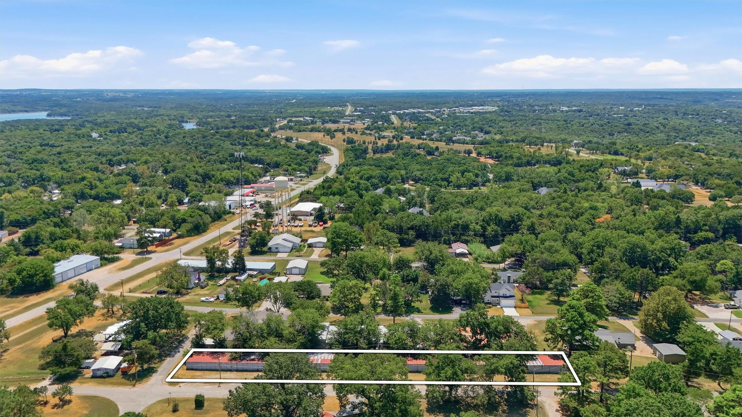 Business For Sale in Grayson County , 109 Hiland Acres Circle, Pottsboro, Texas 75076, 0, 0, Garage spaces, 0 Sqft, built in 1976, Price $169,000, mls#21357703, Real Estate Agent in Pottsboro, Homes For Sale in Grayson county, Homes For Sale in Pottsboro, Realtor in Pottsboro Texas, Real Estate Brokerage Independent Realty Texas, Luminita Cordes Realtor