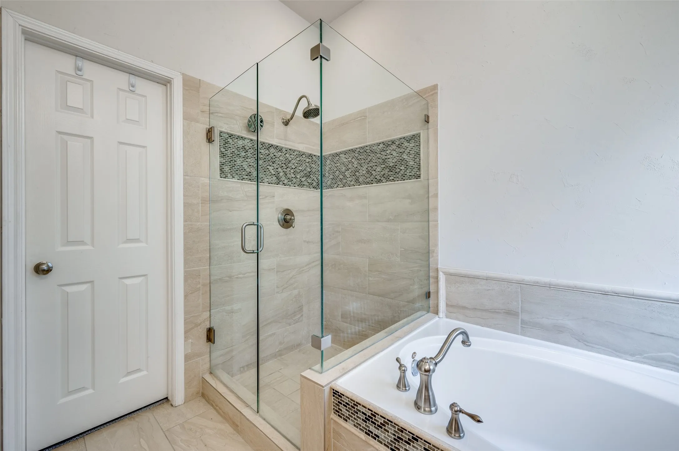 Single Family Residence For Sale in Denton County , 9133 Wichita Trail, Frisco, Texas 75033, 3 Bedroom, 2 Bathroom, 2 Garage spaces, 1,552 Sqft, built in 1999, mls#21359531, Real Estate Agent in Frisco, Homes For Sale in Denton county, Homes For Sale in Frisco, Realtor in Frisco Texas, Real Estate Brokerage Independent Realty Texas, Luminita Cordes Realtor